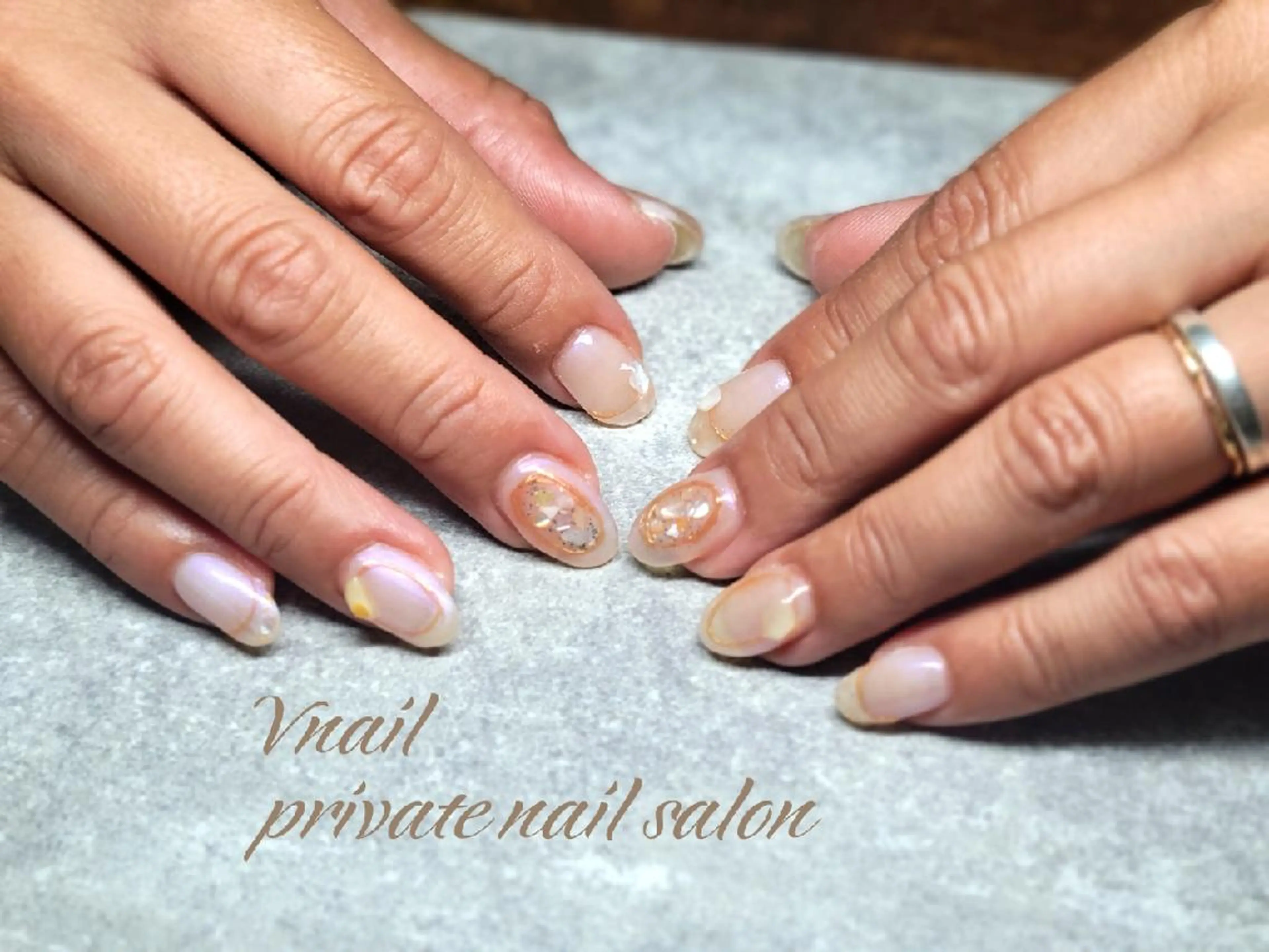 ネイル V. nailのネイルデザイン