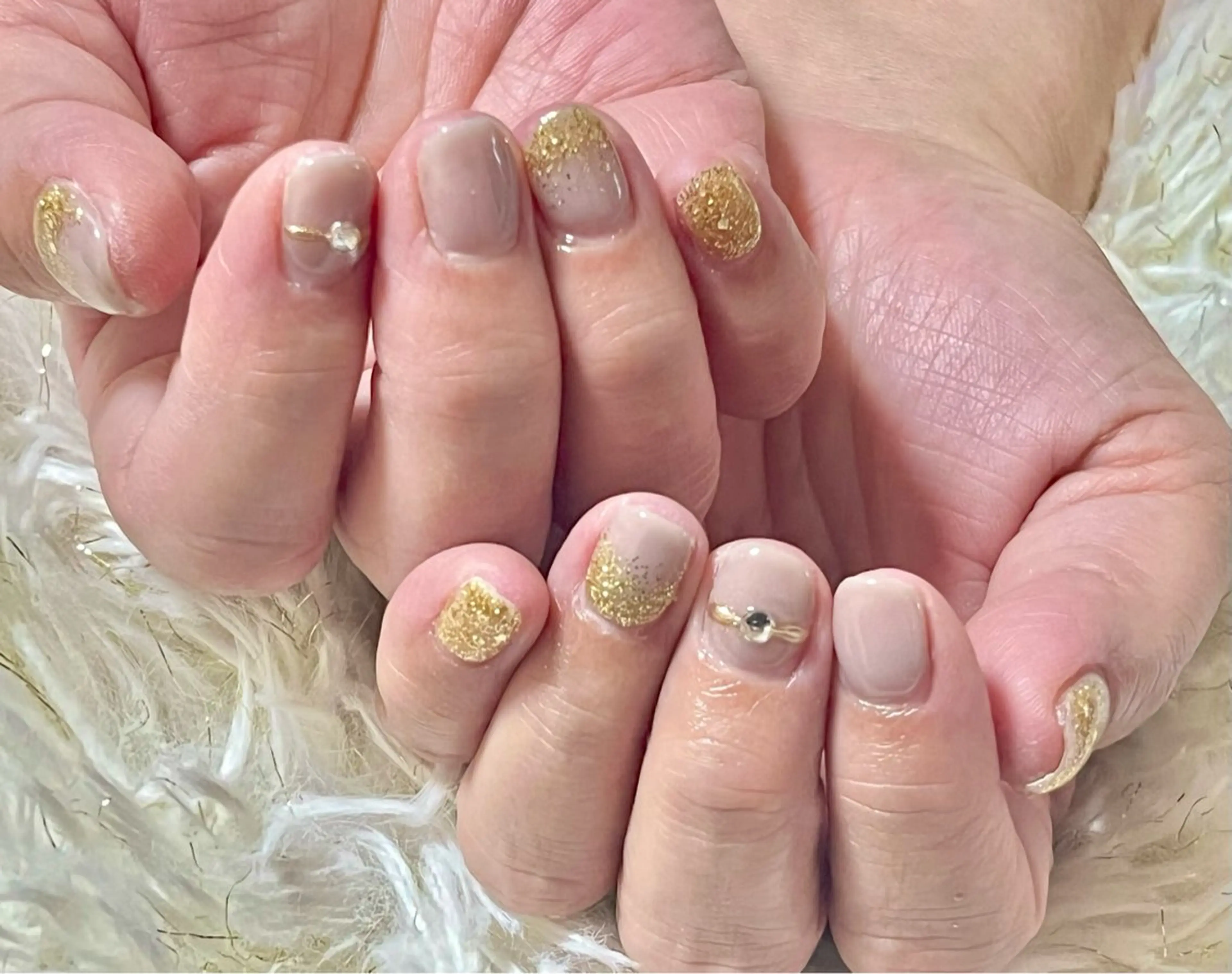 ネイル ハンドネイル ハンドケア hohomi .のネイルデザイン