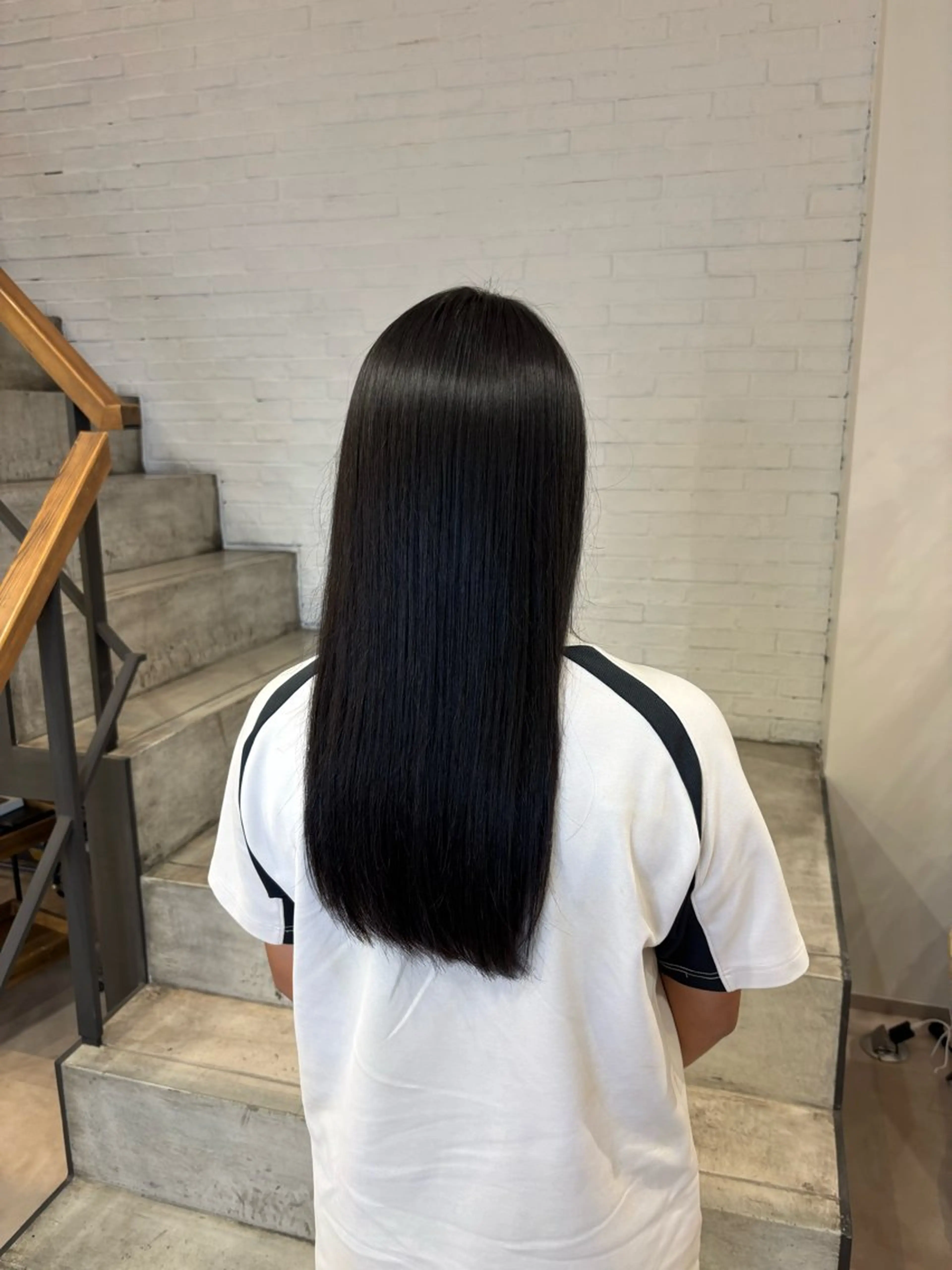 セミロング 縮毛矯正 PAGE BOY Hair&Design 髪質改善サロン 瓦町店所属・大西 博のヘアスタイル