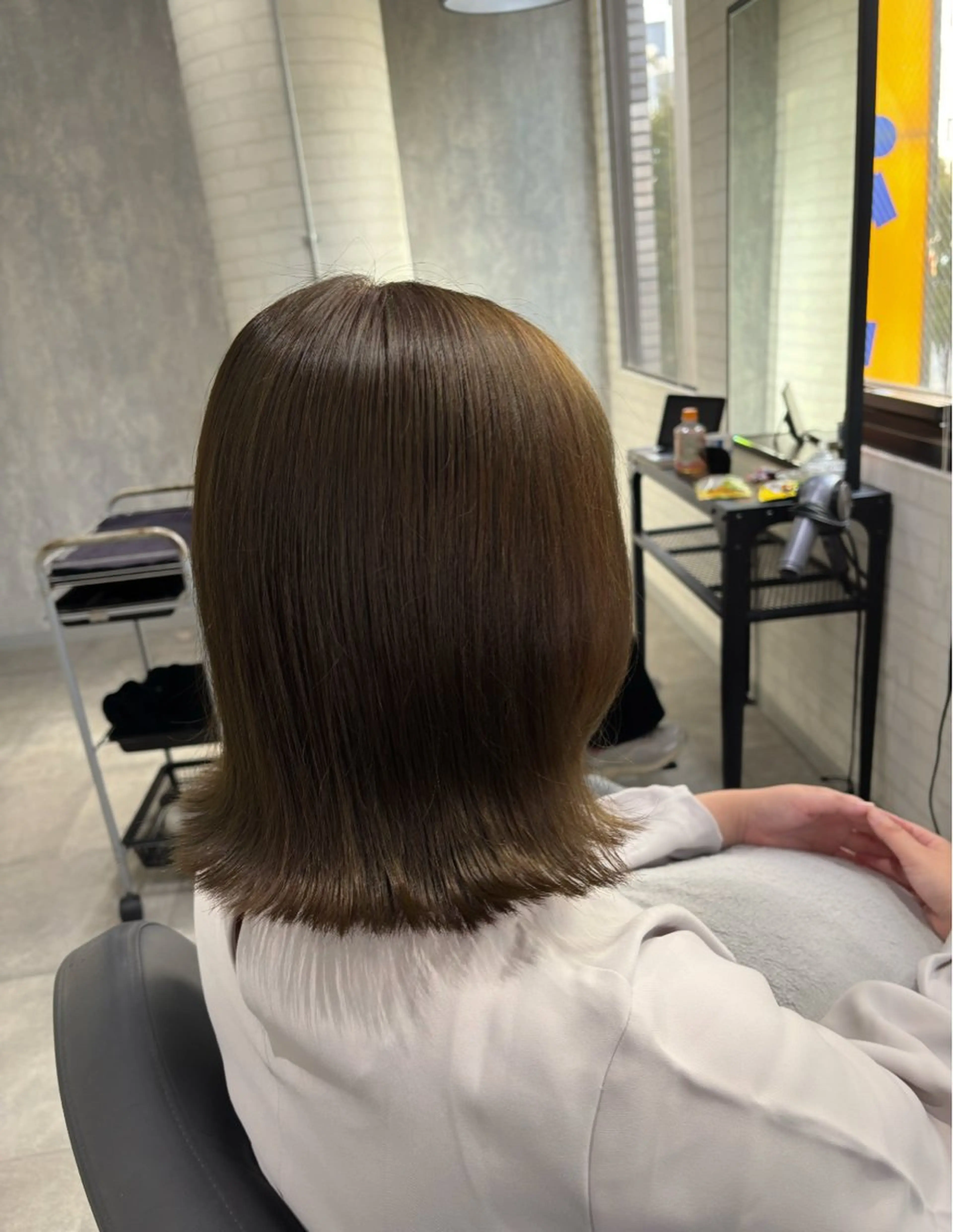 ミディアム カラー ヘアアレンジ カット ヘアカラー トリートメント kei/透明感カラー /ベージュ/髪質改善のヘアスタイル