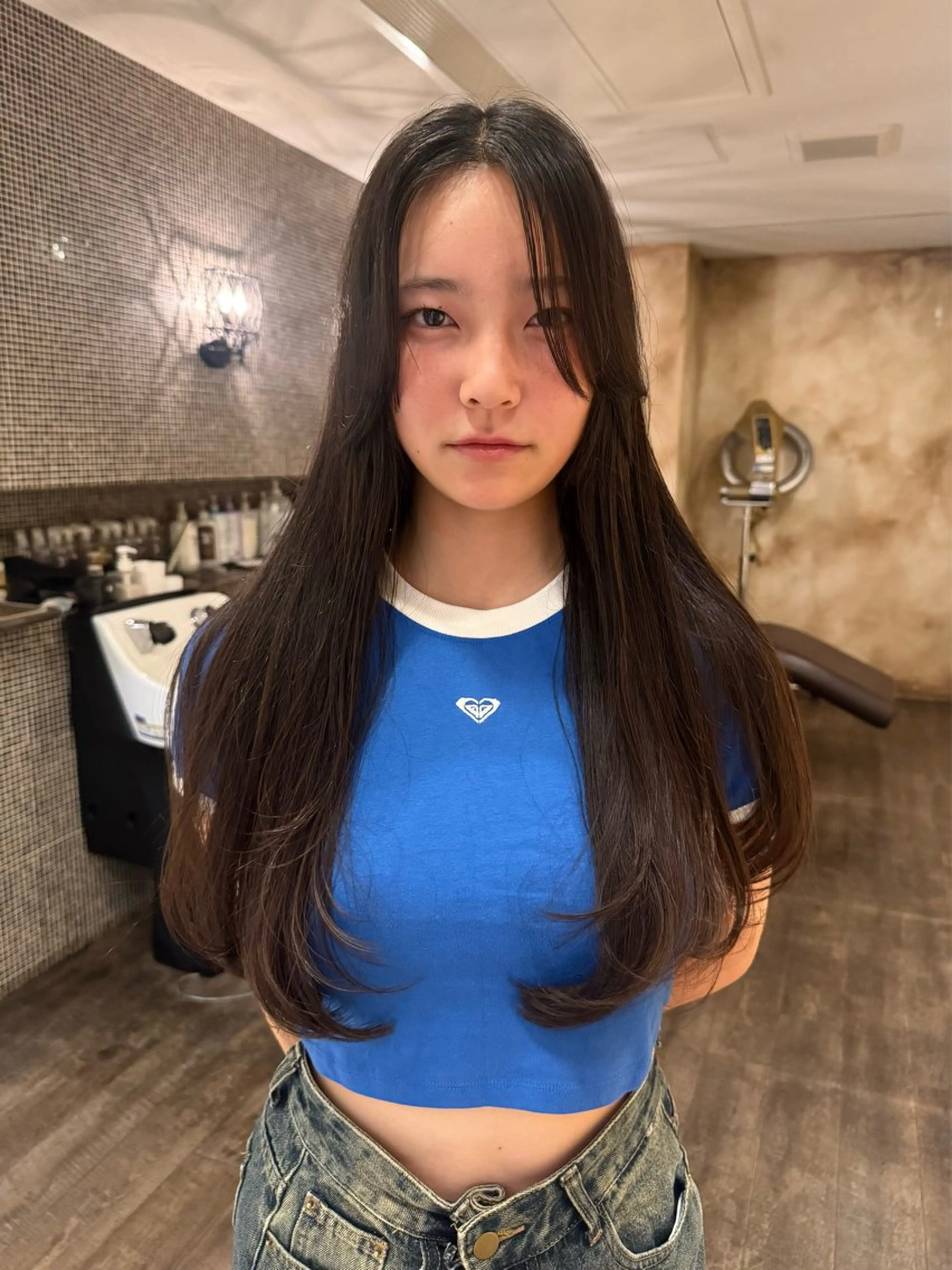 ロング レイヤーカット 似合わせカット カット lot Karen / 心斎橋のヘアスタイル