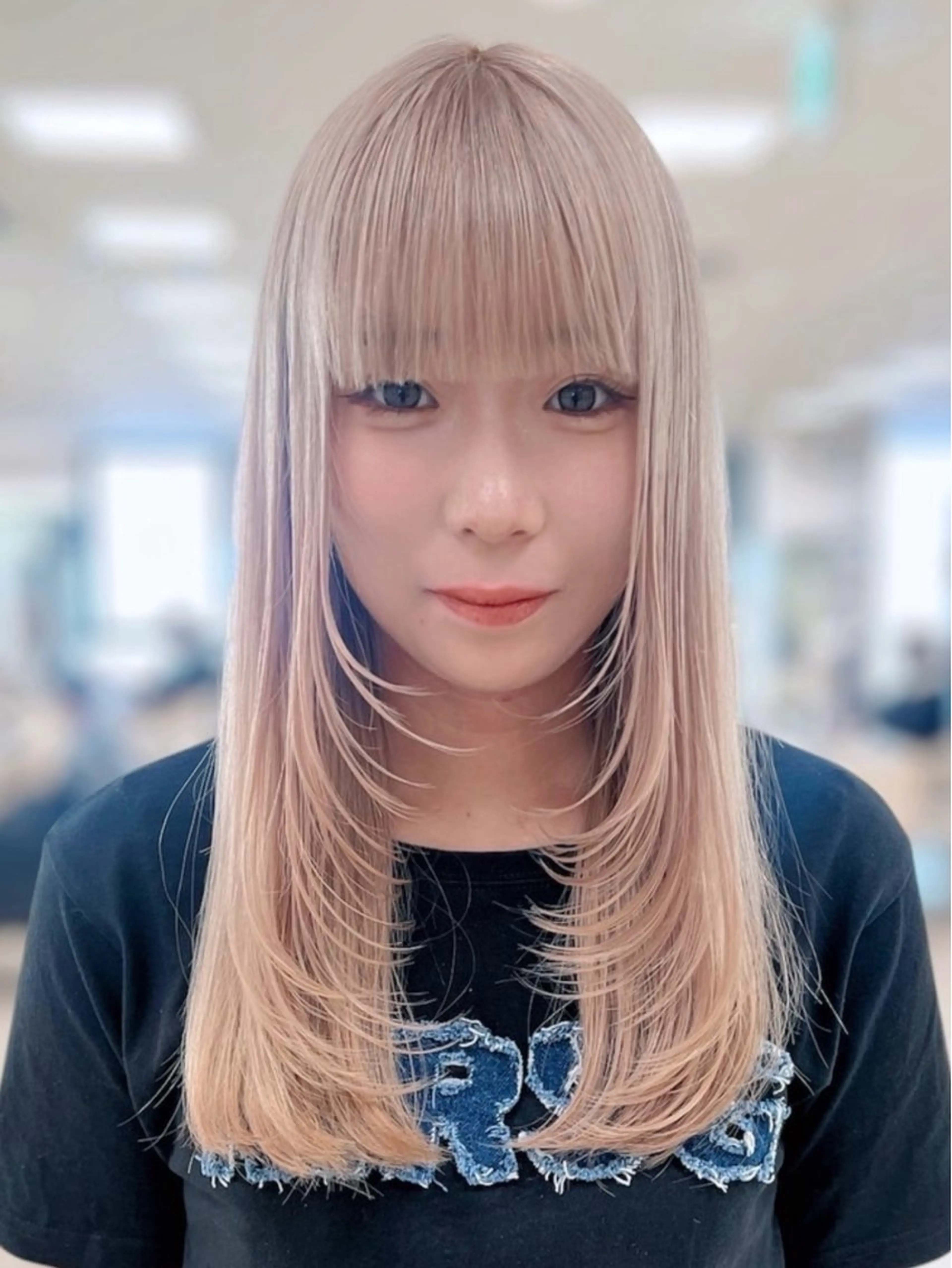 セミロング カラー ベージュカラー ミルクティーベージュ ヘアカラー トリートメント ヘアセット ハイトーン/ウルフ /レイヤー/坂野幸伸のヘアスタイル