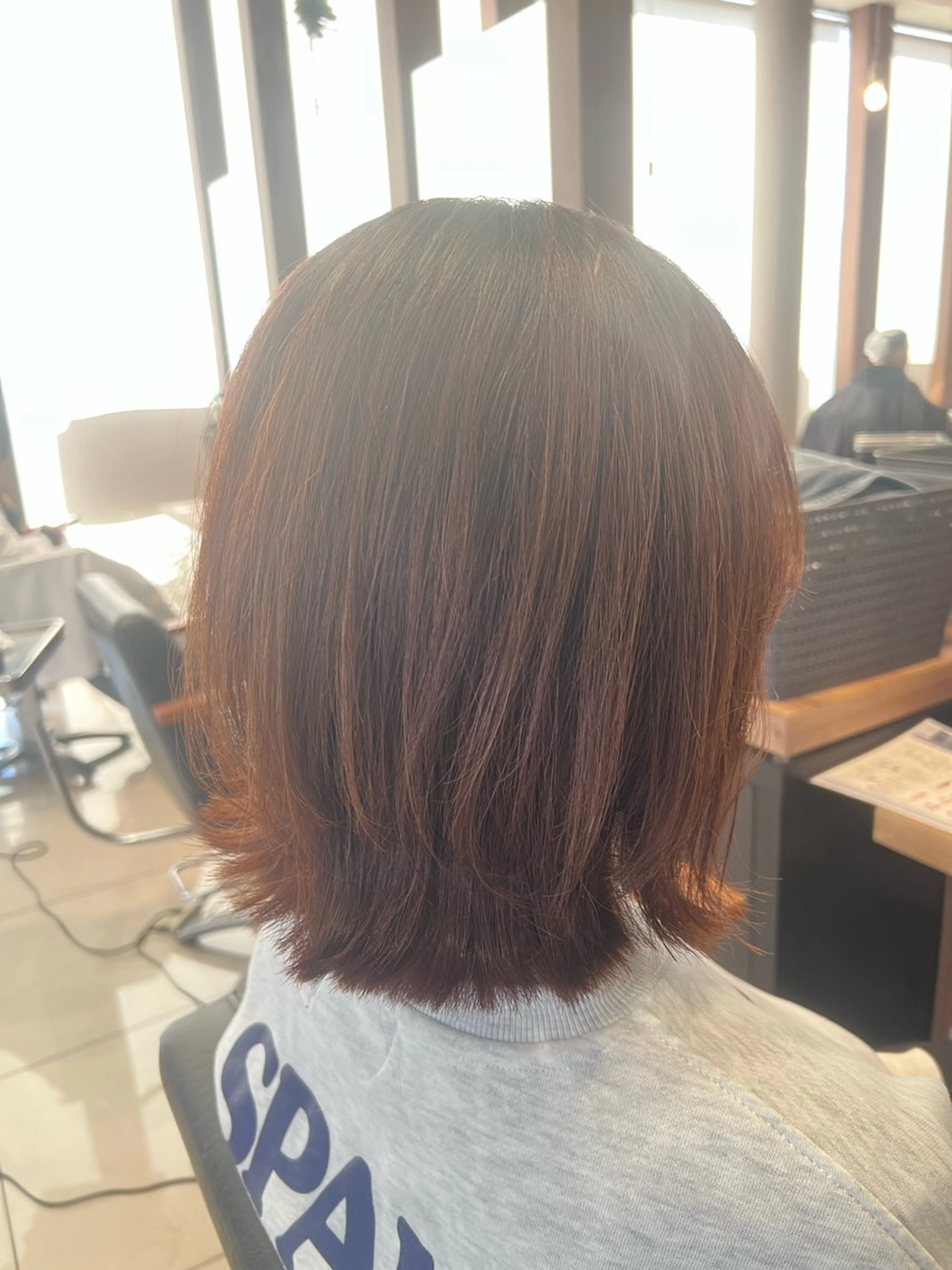 ミディアム レイヤーカット 🌻ayaka🌻 パーマモデル募集中のヘアスタイル