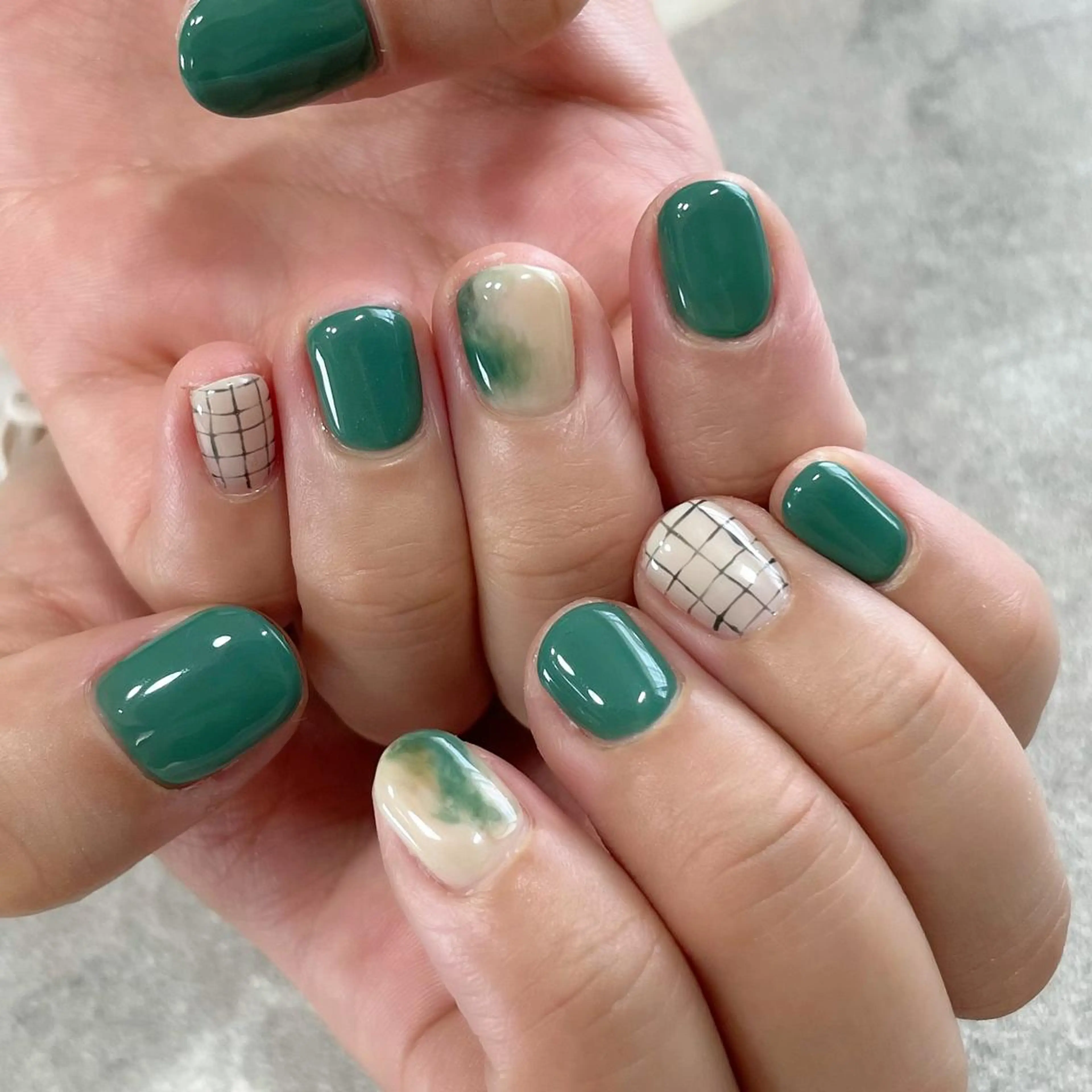 ネイル ジェルネイル 東 千夏のネイルデザイン