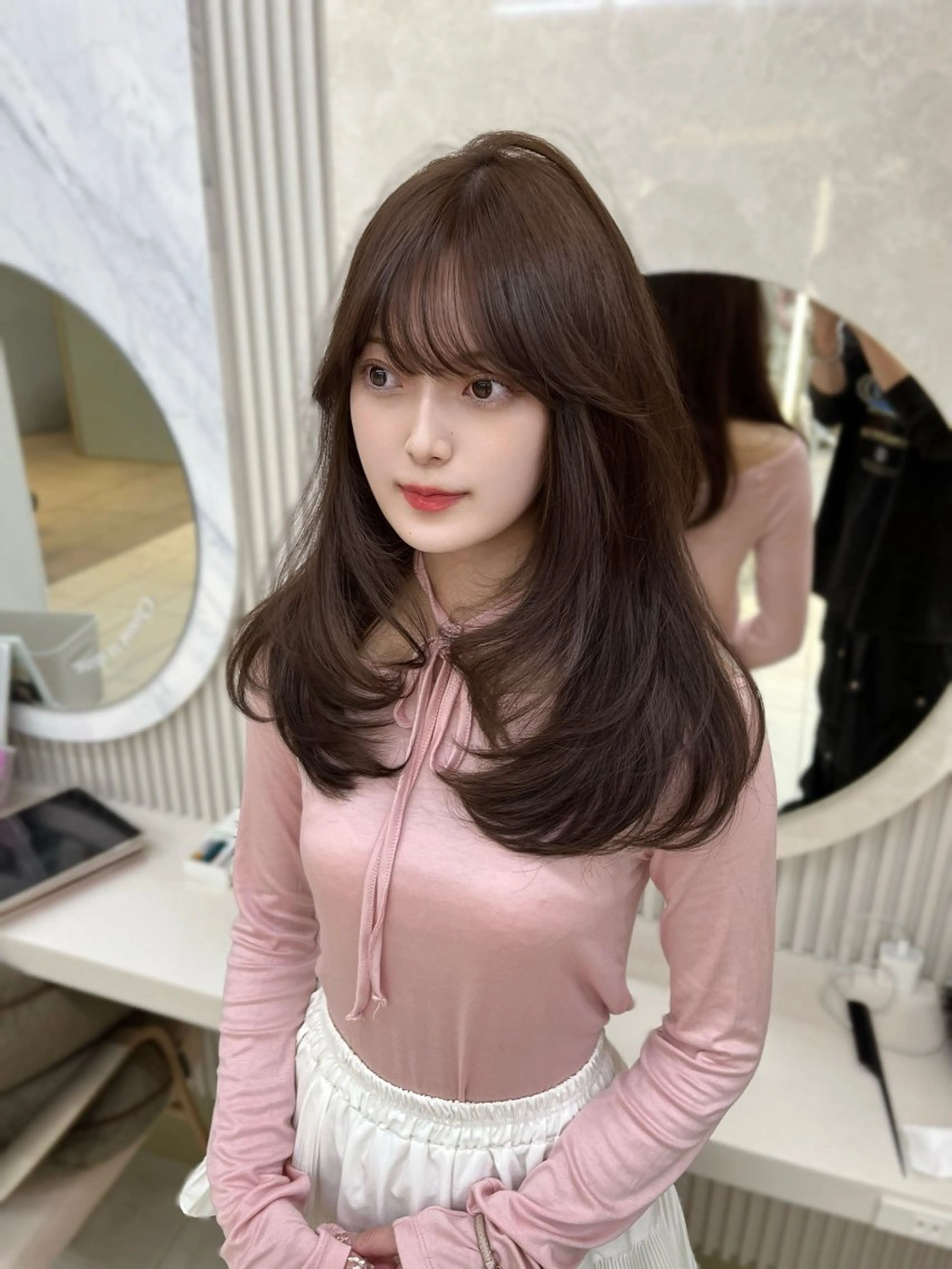 セミロング カラー 似合わせレイヤー/ 透明感カラーのヘアスタイル