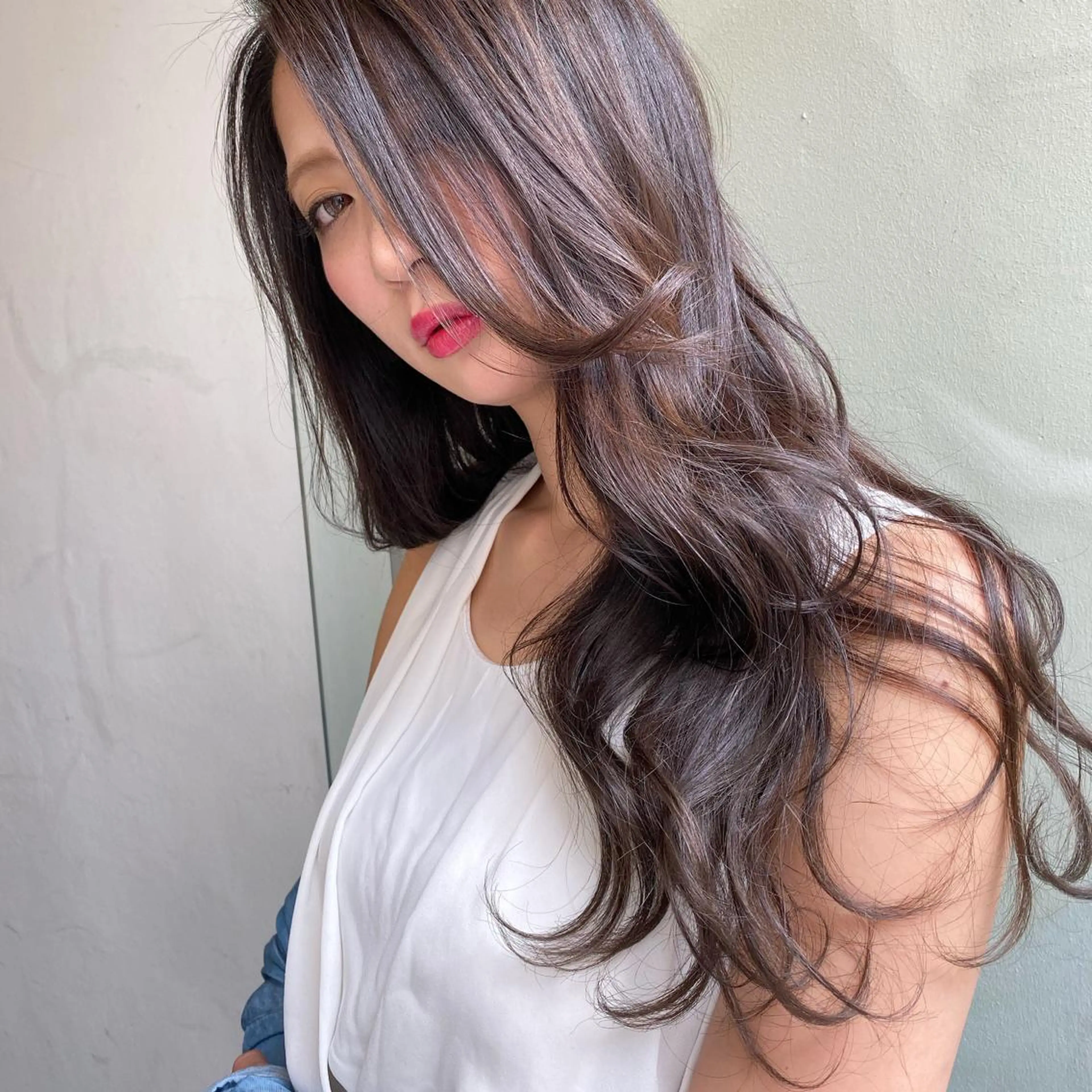 ミディアム カット ヘアカラー トリートメント K!ng所属・レイヤーカット/ 髪質改善/ハイライトのヘアスタイル