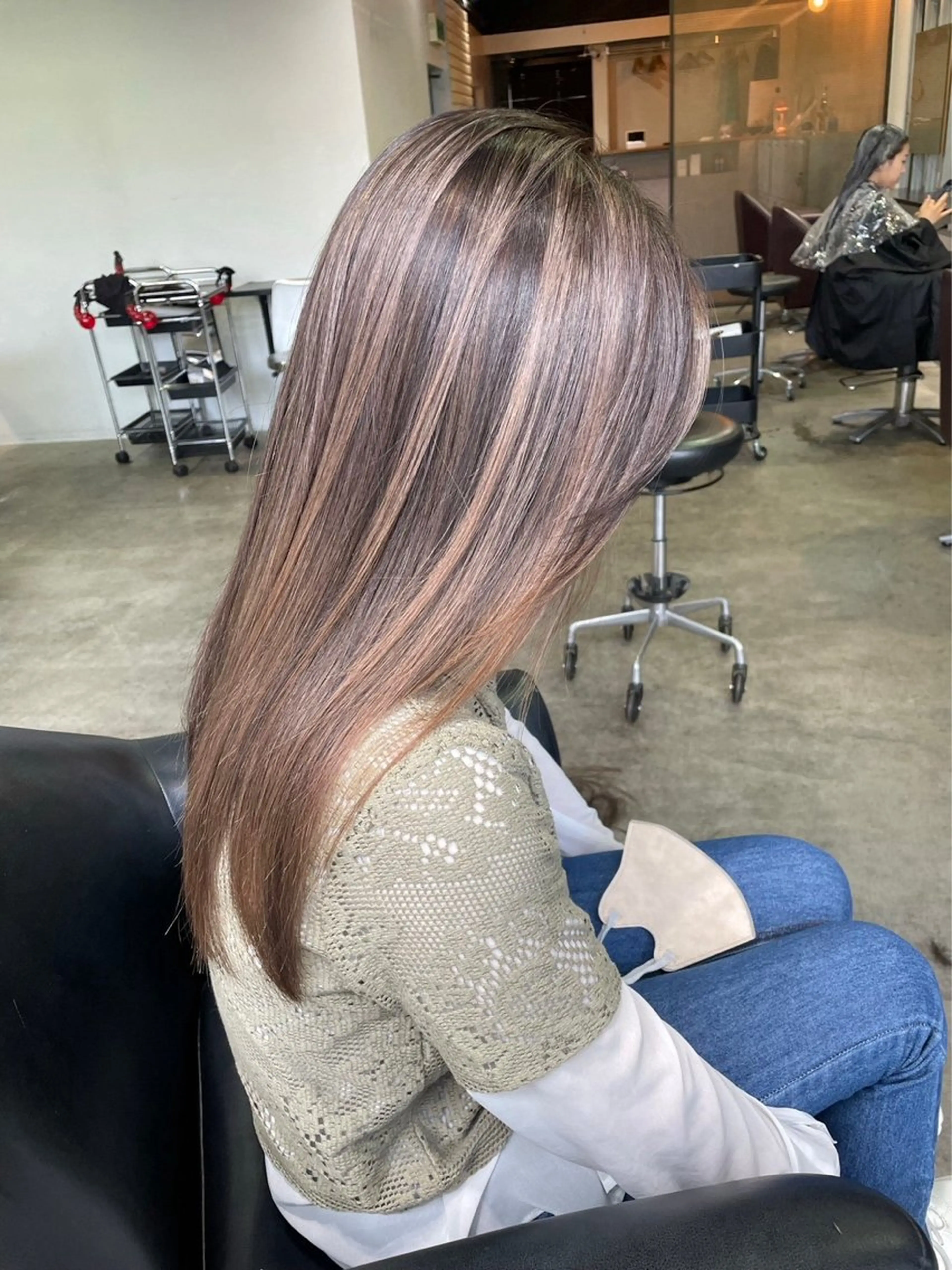 ロング カラー ベージュ透明感カラー 🫧AYUMI🫧のヘアスタイル