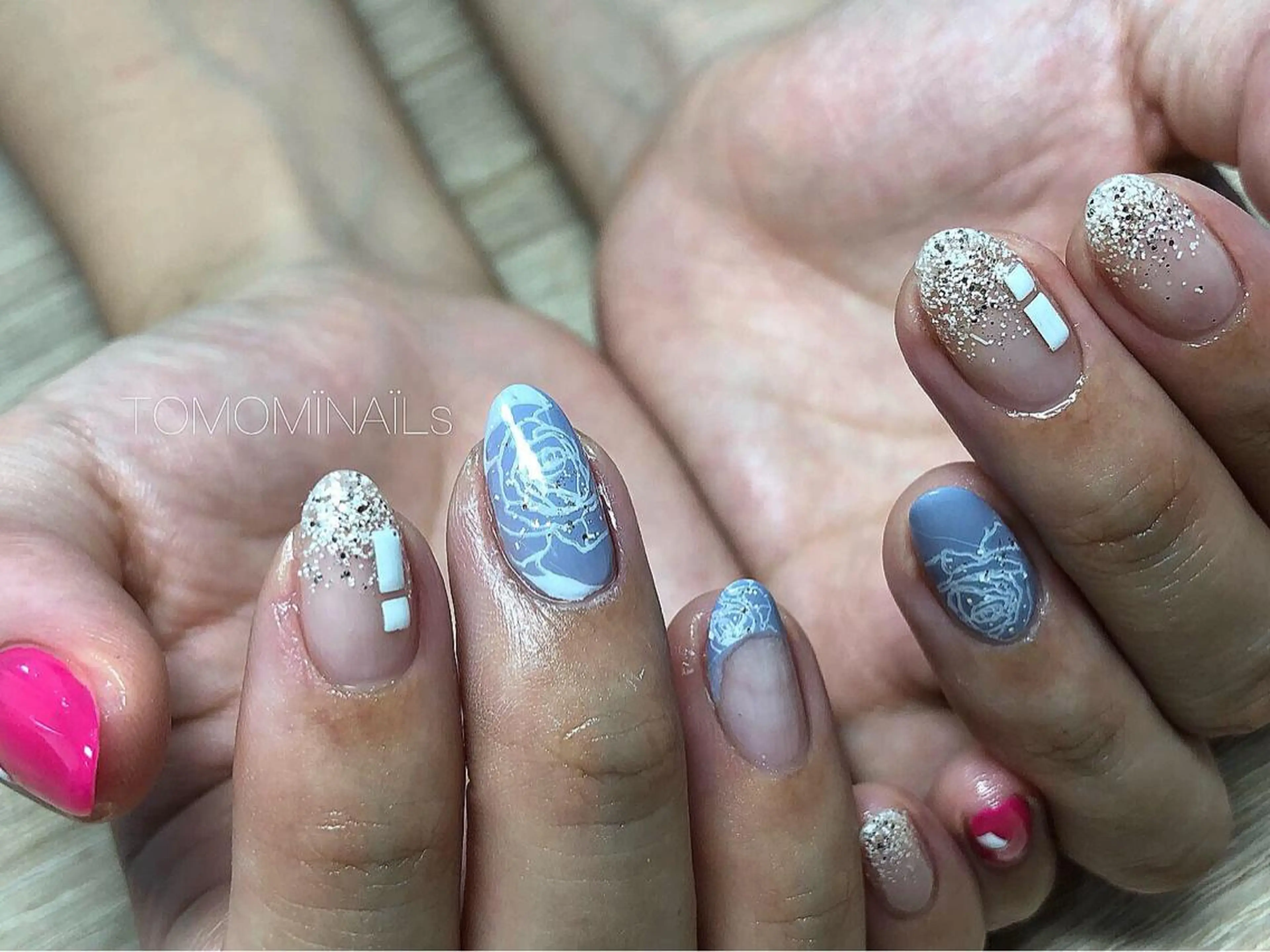 ネイル private salon TOMOMINAILs所属・TOMOMI NAILsのネイルデザイン