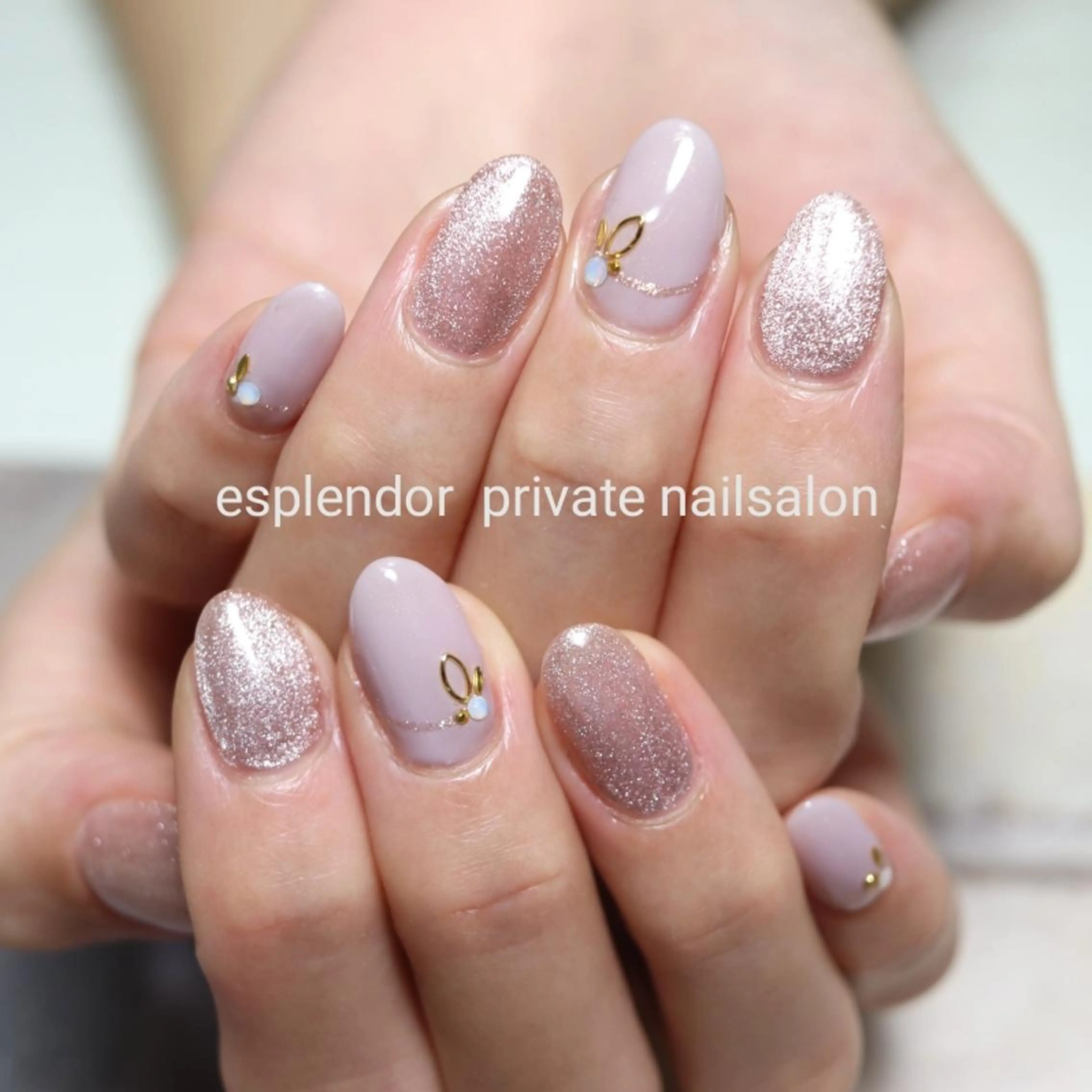 ネイル マグネットネイル ハンドネイル ハンドケア esplendor  エスプレンドル所属・esplendor  エスプレンドルのネイルデザイン