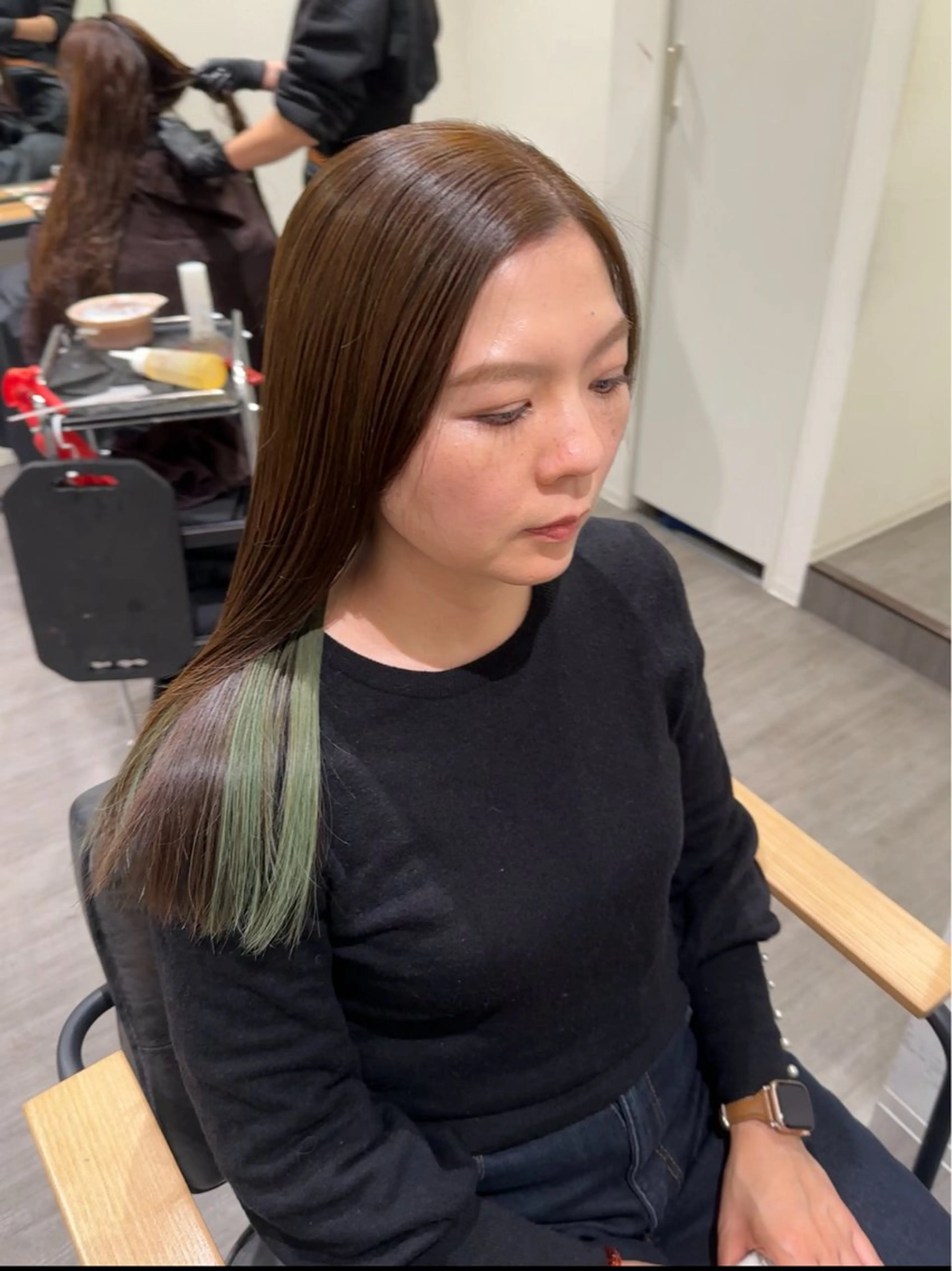 セミロング カラー 艶髪レイヤー上田 紗也🇰🇷💗のヘアスタイル