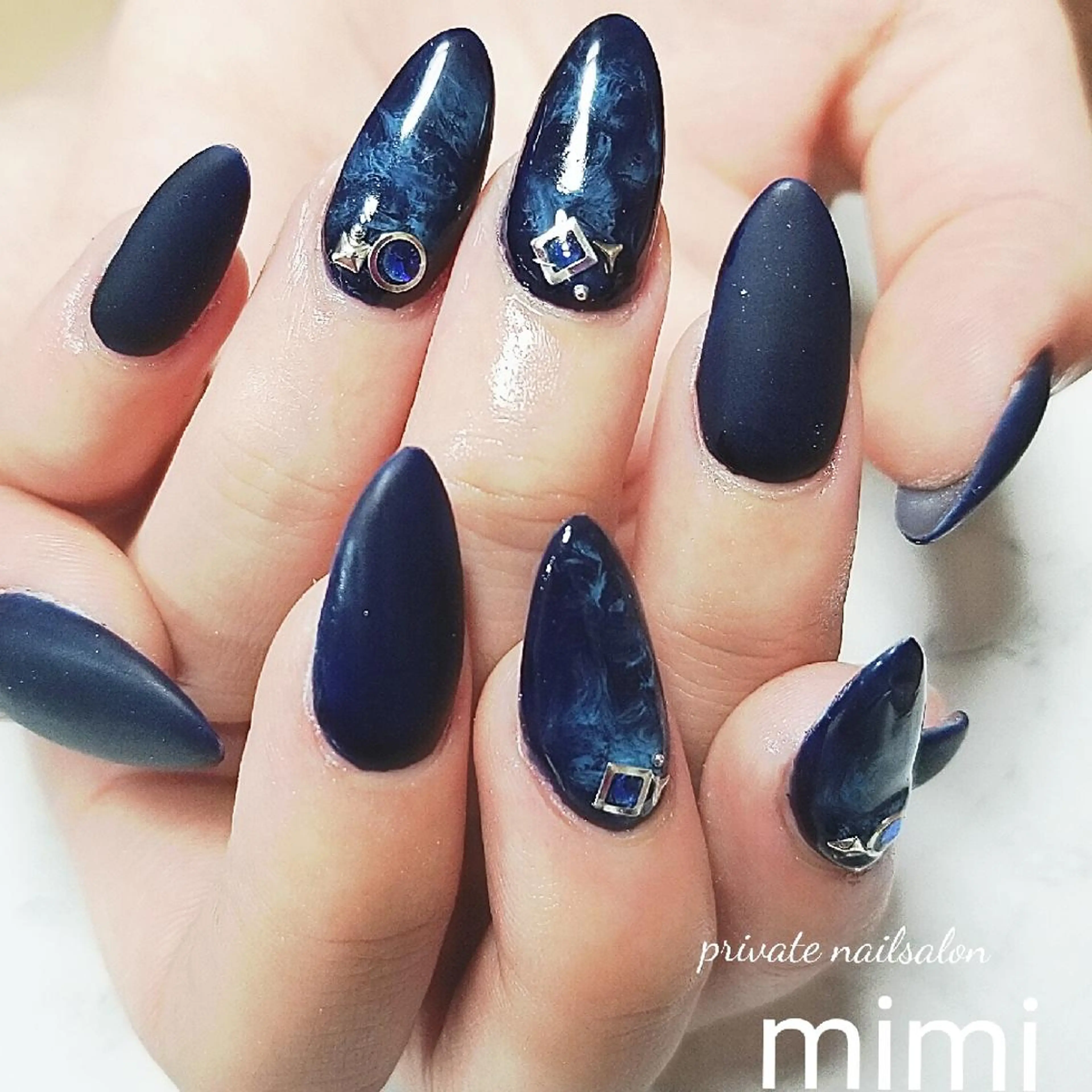 ネイル 大理石ネイル(マーブル) ネイビー スカルプネイル ハンドネイル 博多ネイル ｍｉｍｉのネイルデザイン