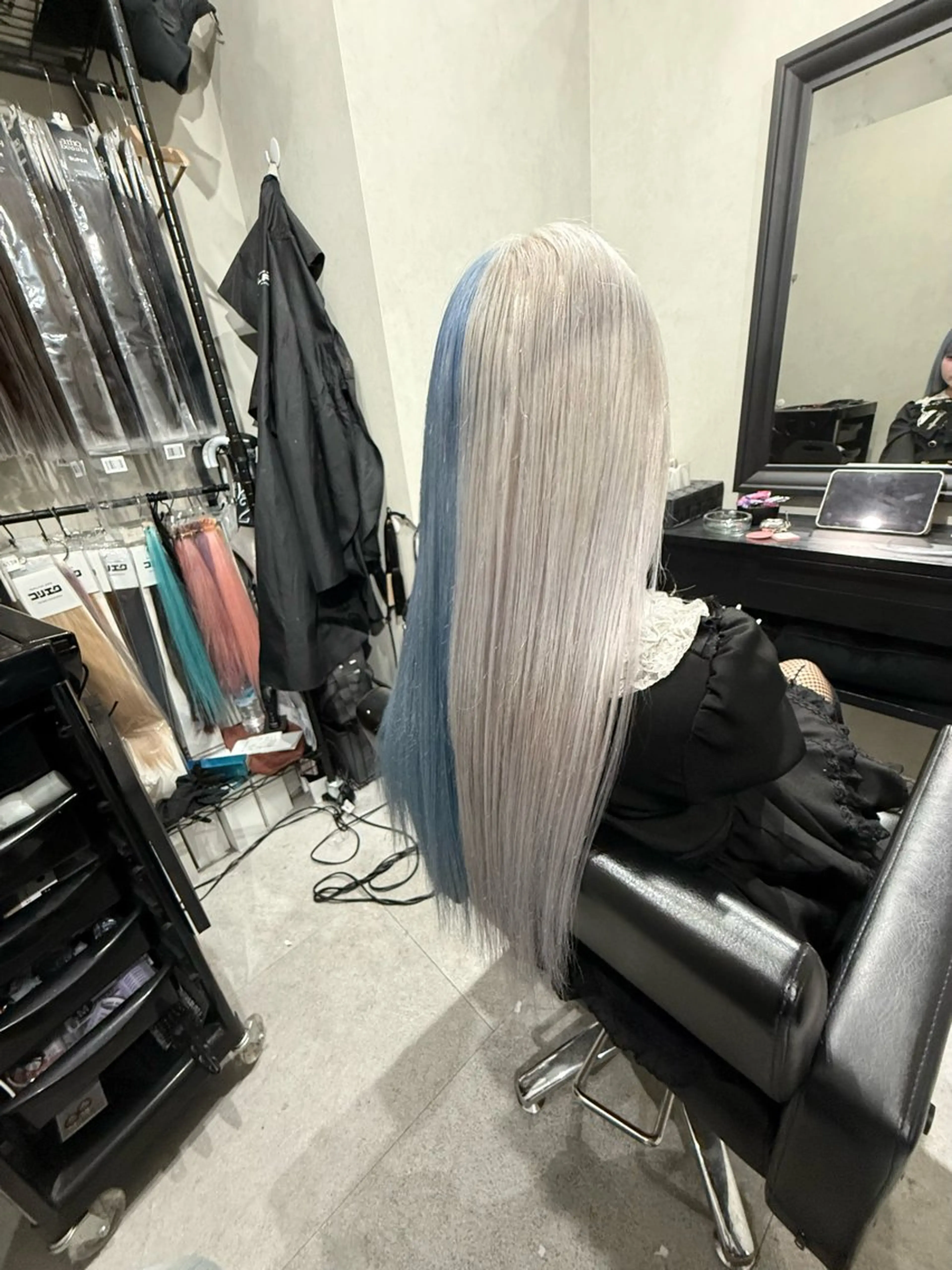 ロング カラー ヘアカラー トリートメント エクステ シシド ユウスケ Aceのヘアスタイル