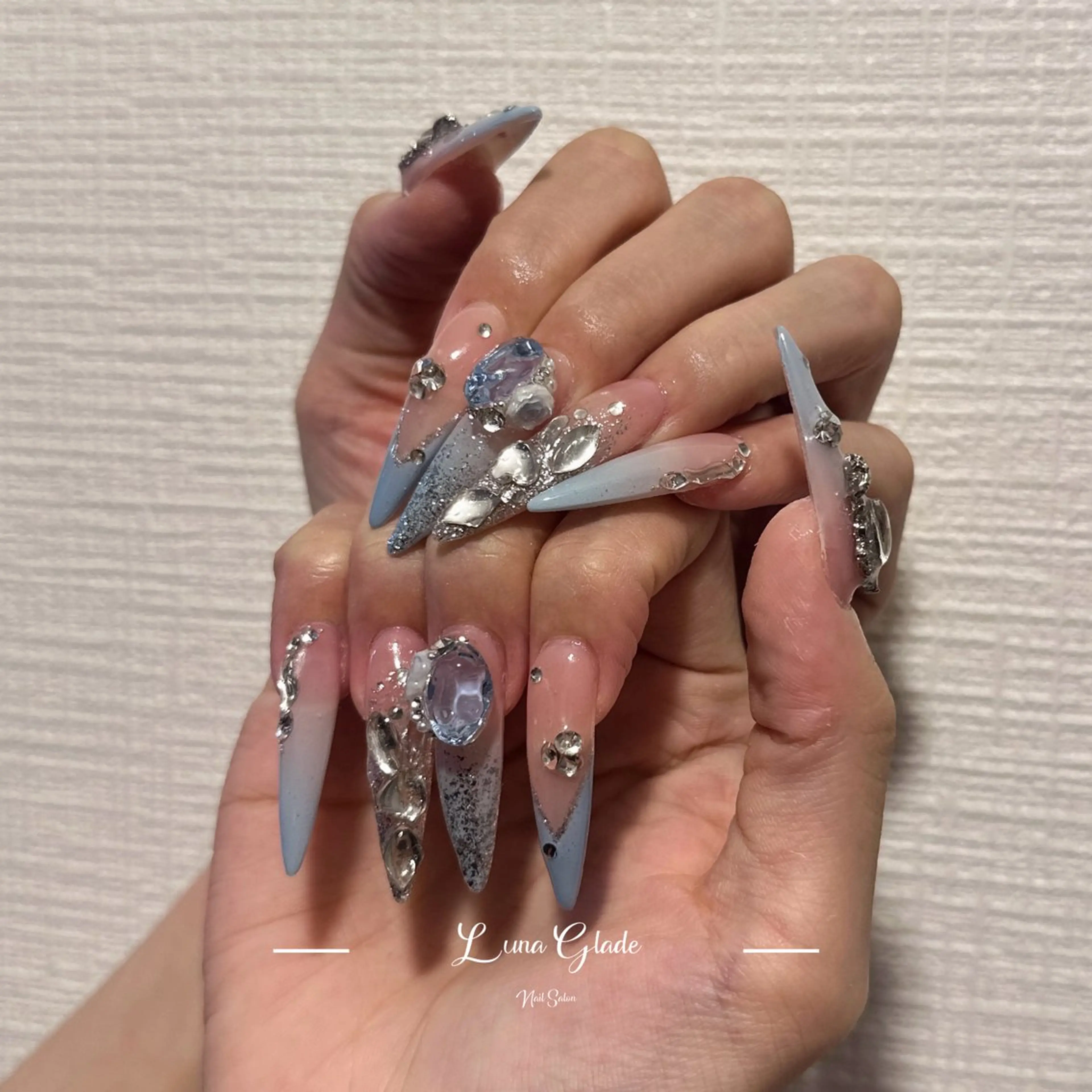 ネイル ハンドネイル Luna Glade Nail Salon所属・Luna Gladeのネイルデザイン