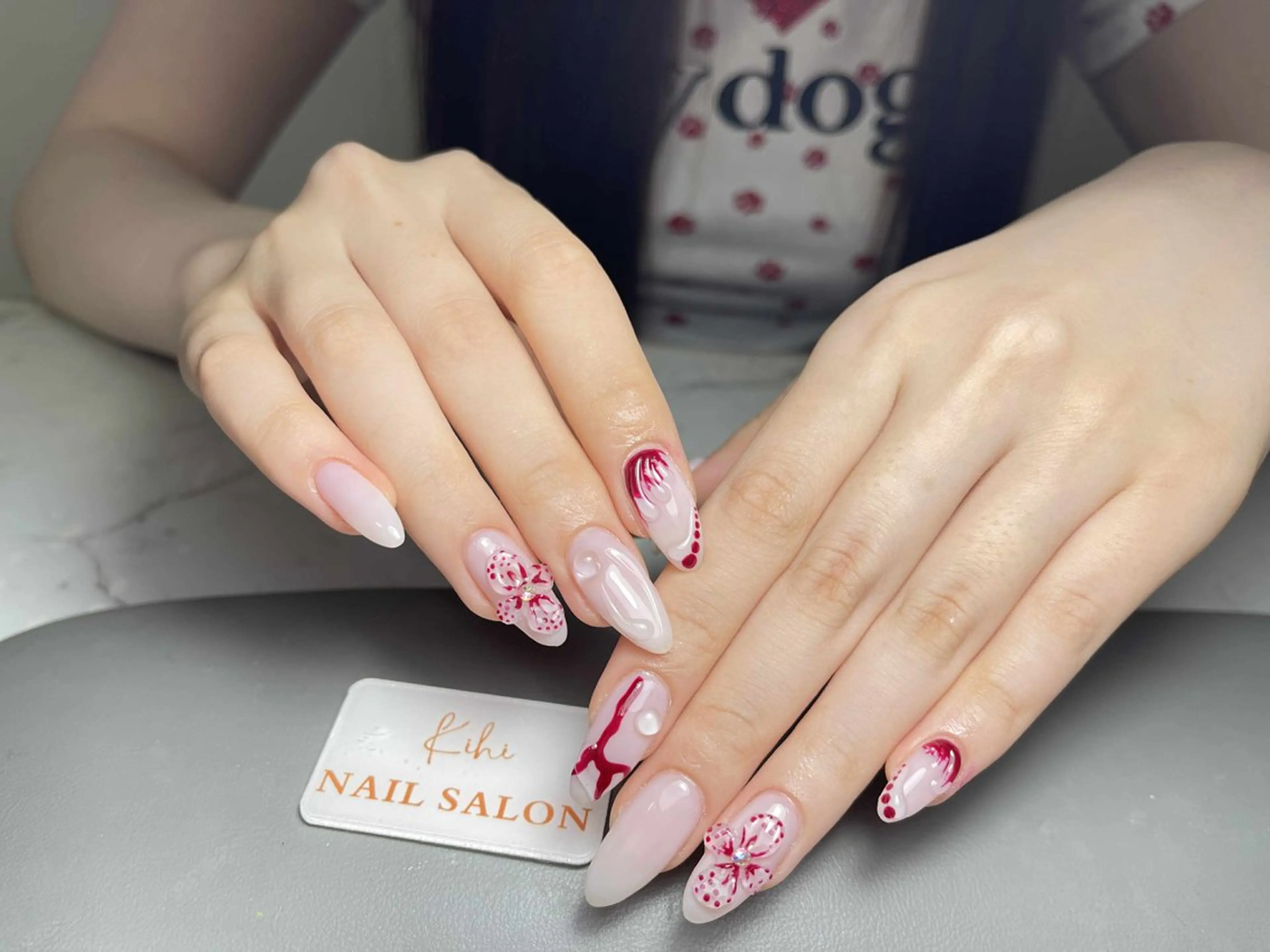 ネイル アートネイル フレンチネイル ジェルネイル グラデーション 韓国ネイル ハンドネイル 💕鈴木ユリ パラジェル/オフ無料のネイルデザイン