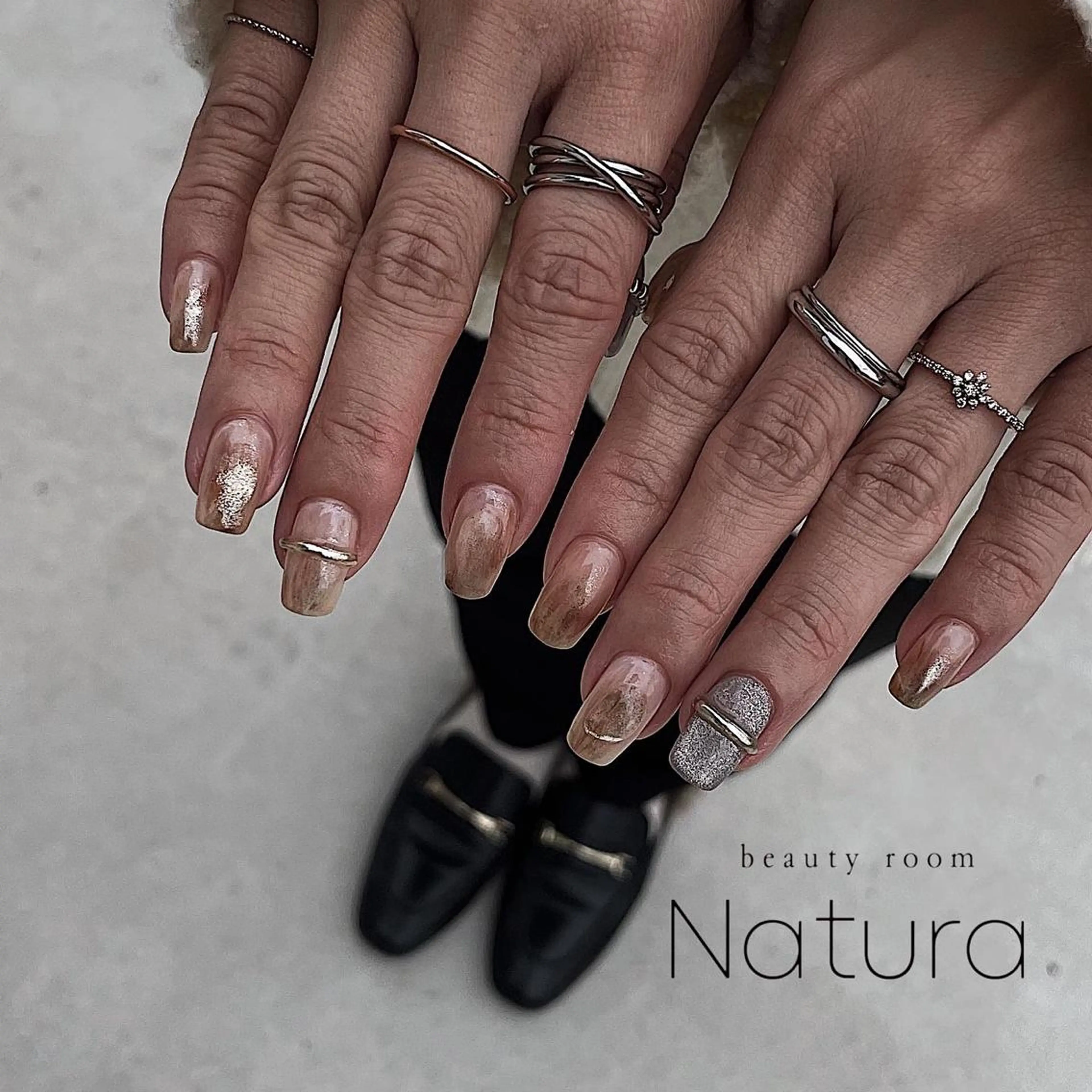 ネイル マツエク・マツパ アイブロウ ハンドネイル beautyroom Naturaのネイルデザイン