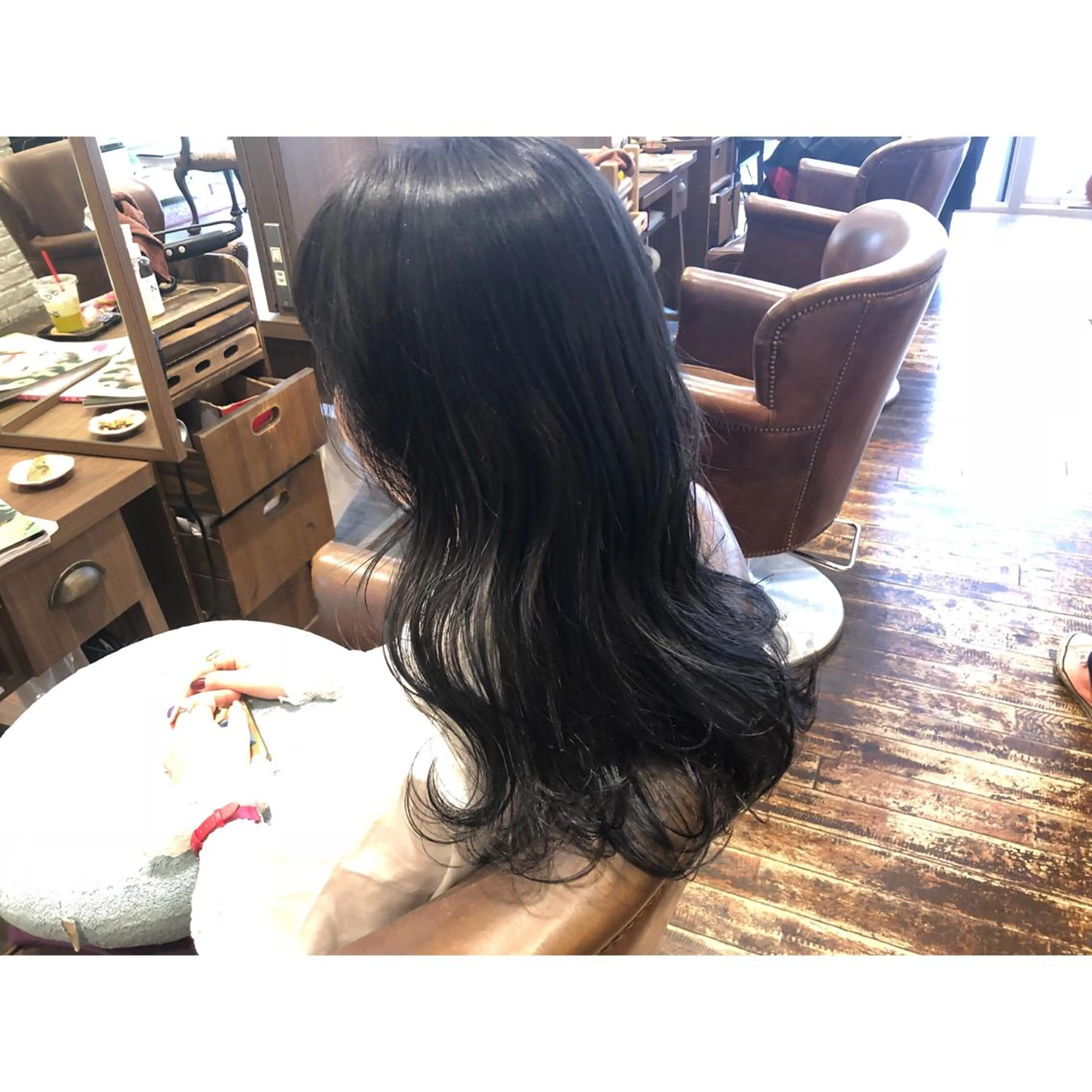 ロング カラー パーマ ヘアアレンジ メンズ キッズ ネイル マツエク・マツパ エクステ 藤井 菜緒のヘアスタイル