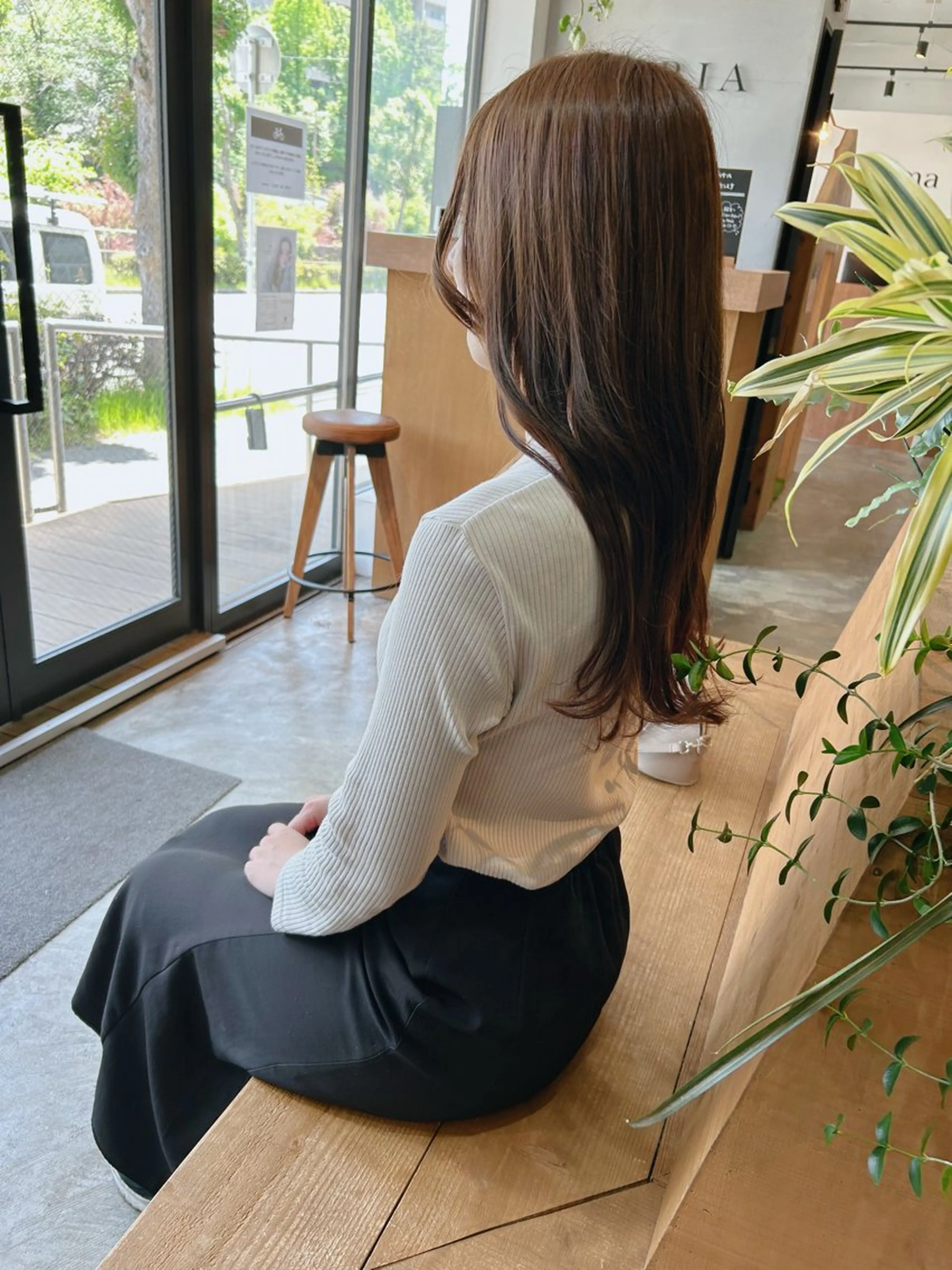 ロング FERIA桃山台🍑 𝕄𝕖𝕘𝕦のヘアスタイル