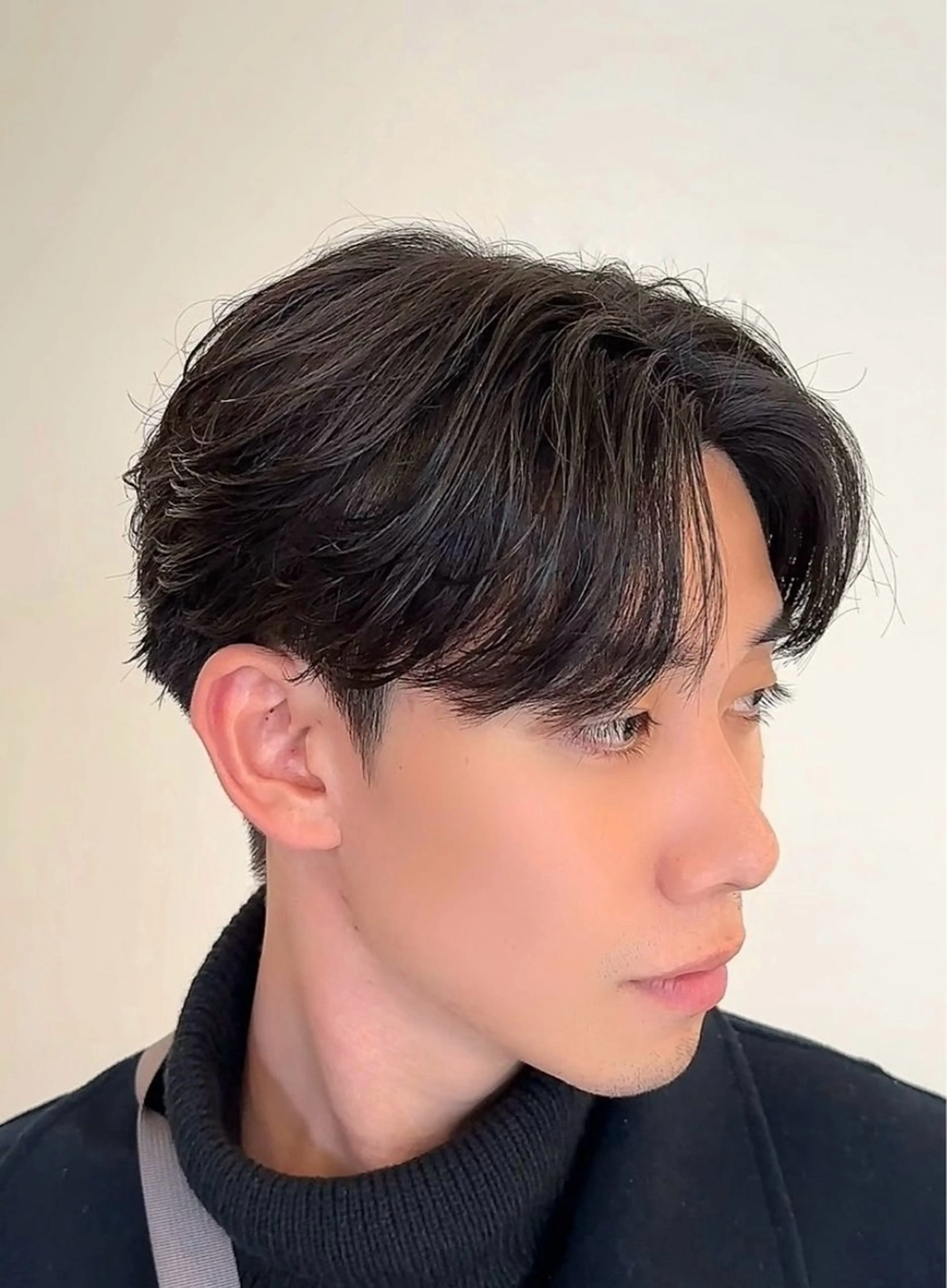 パーマ メンズ フェザーパーマ メンズパーマ ニュアンスパーマ カット パーマ RITZ 小平颯真のヘアスタイル