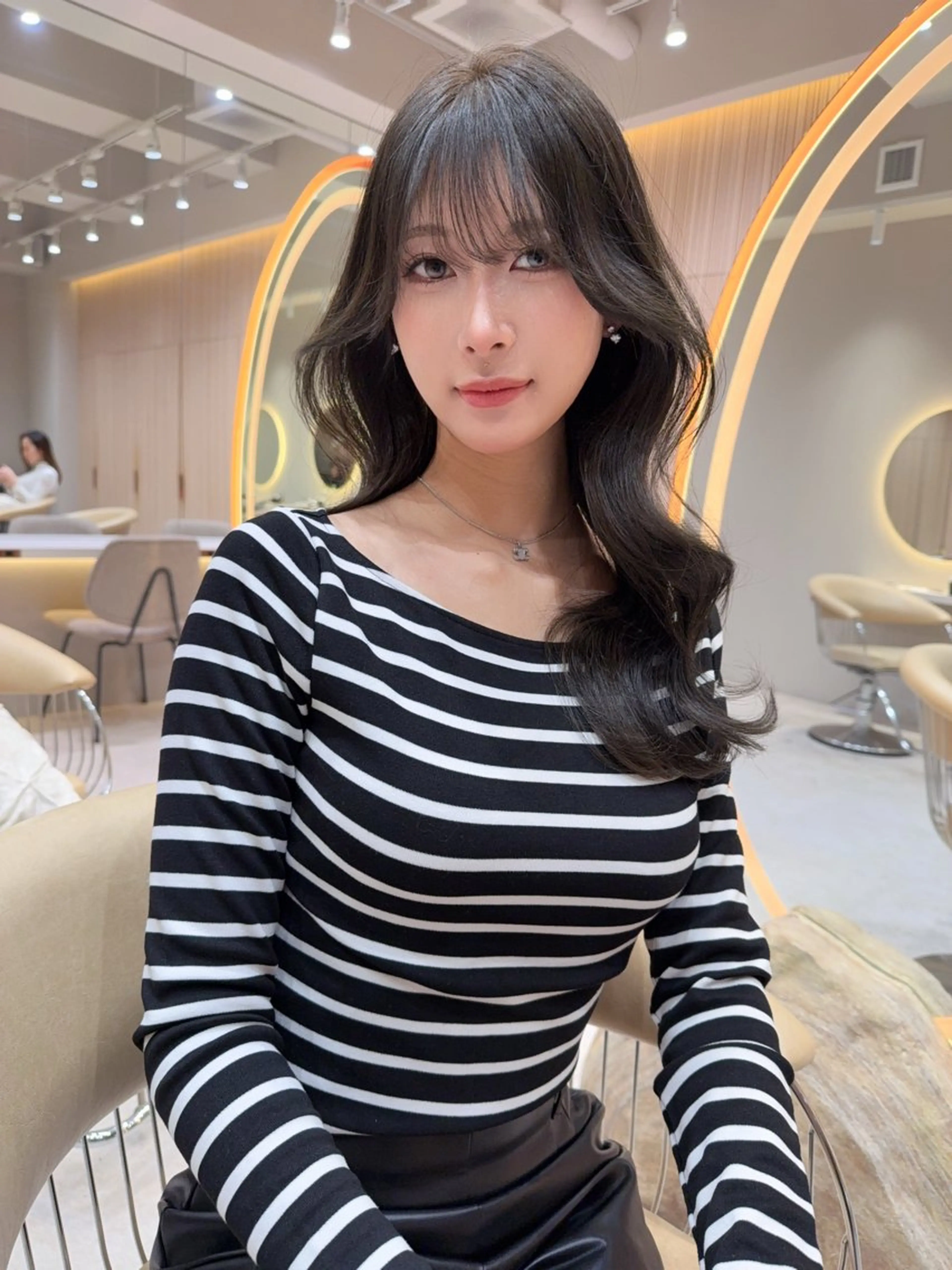 セミロング カラー カット ヘアカラー トリートメント レイヤー❣️縮毛矯正 川村利幸のヘアスタイル