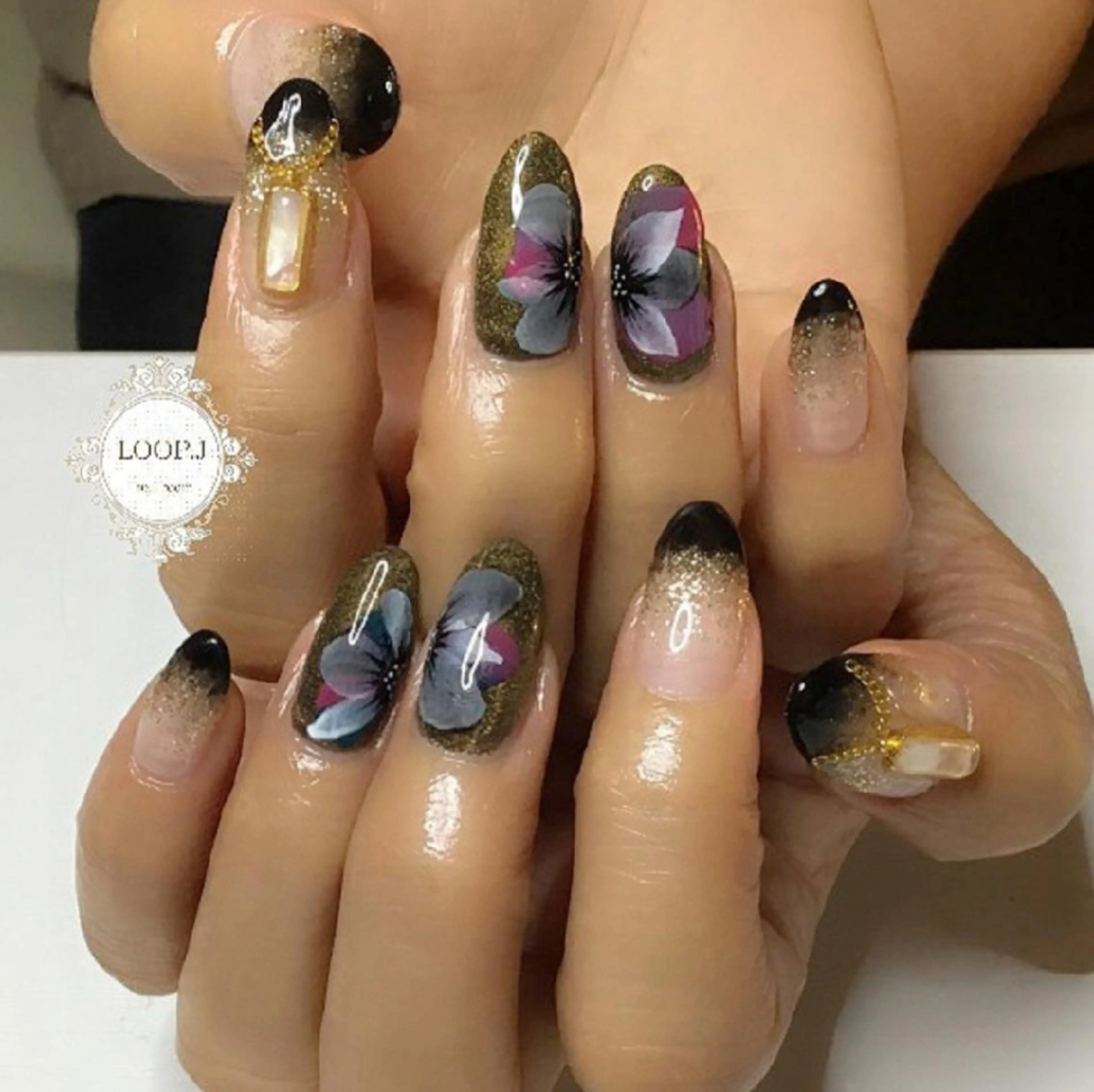 ネイル おおくぼ めぐみのネイルデザイン