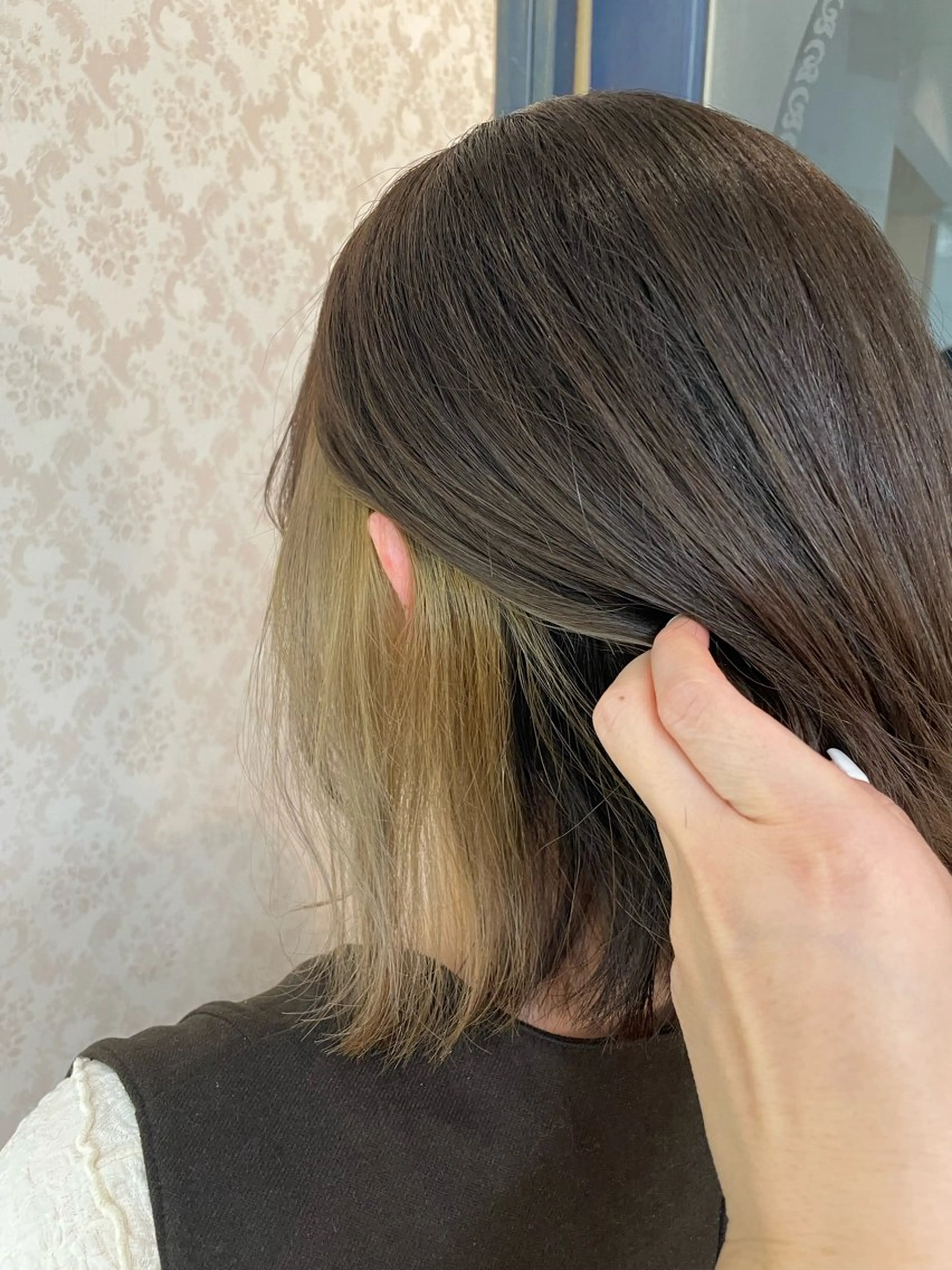 カラー ヒヨシ ルナのヘアスタイル