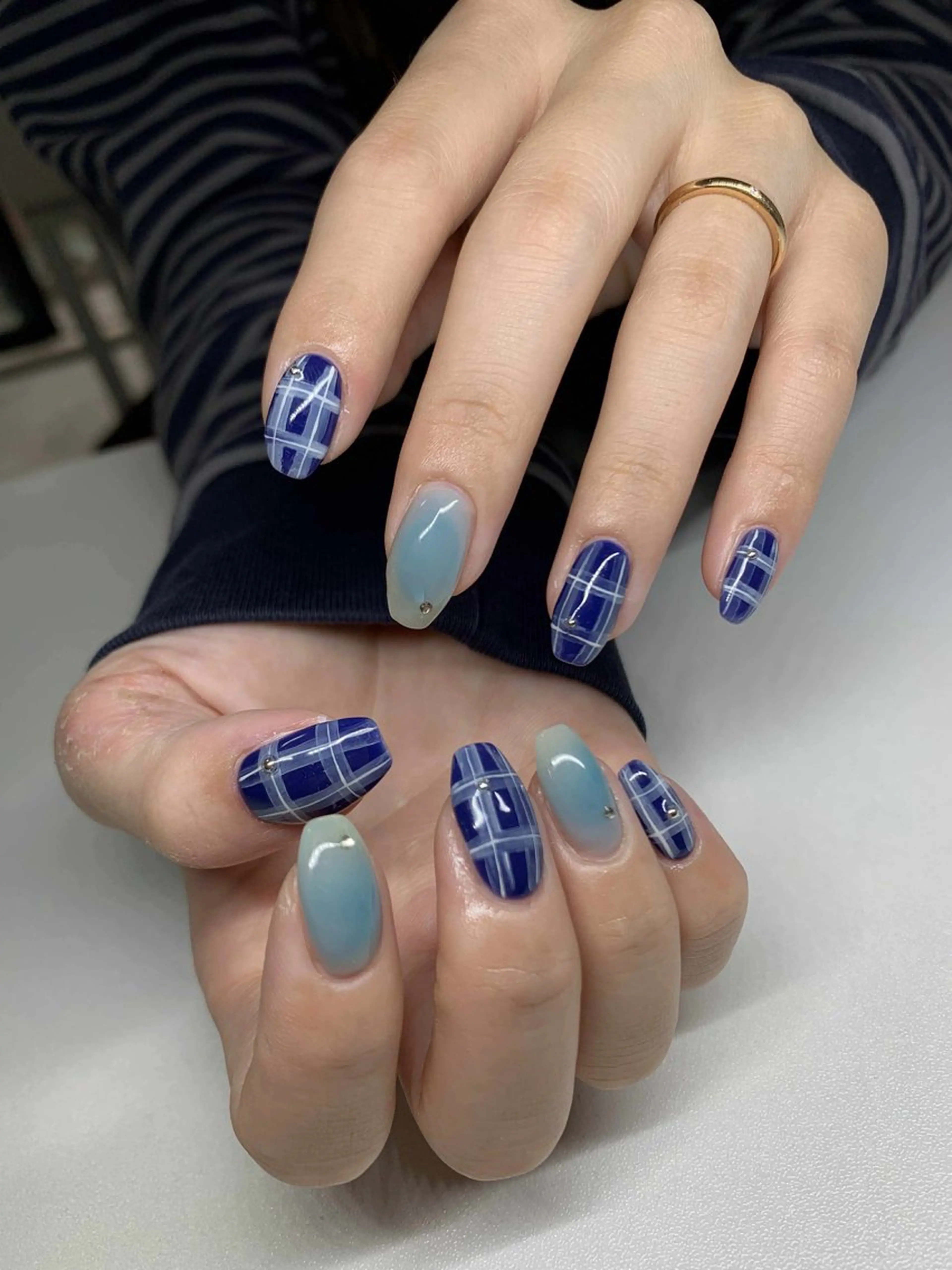 ネイル ハンドネイル Tini ANA.CHUOのネイルデザイン