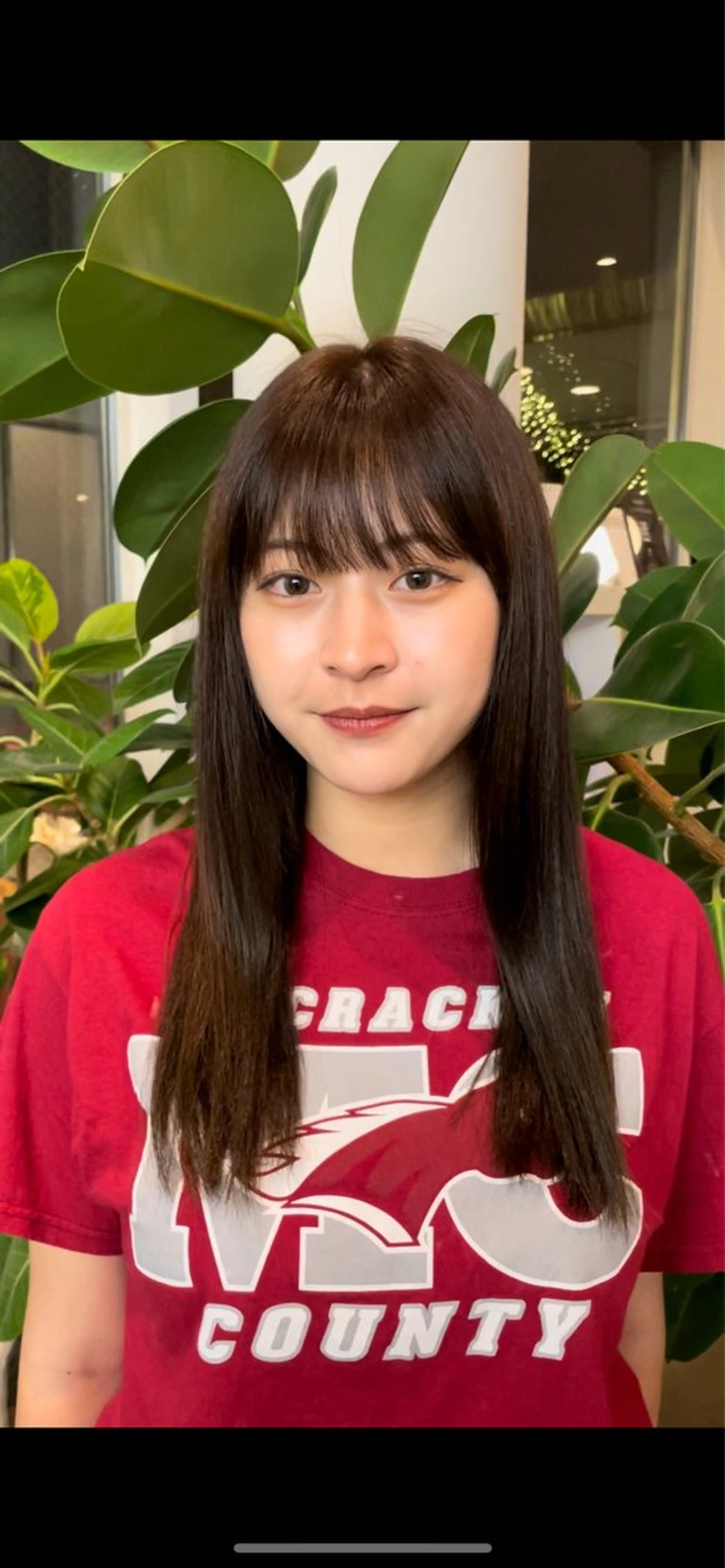 セミロング 近藤 理子のヘアスタイル