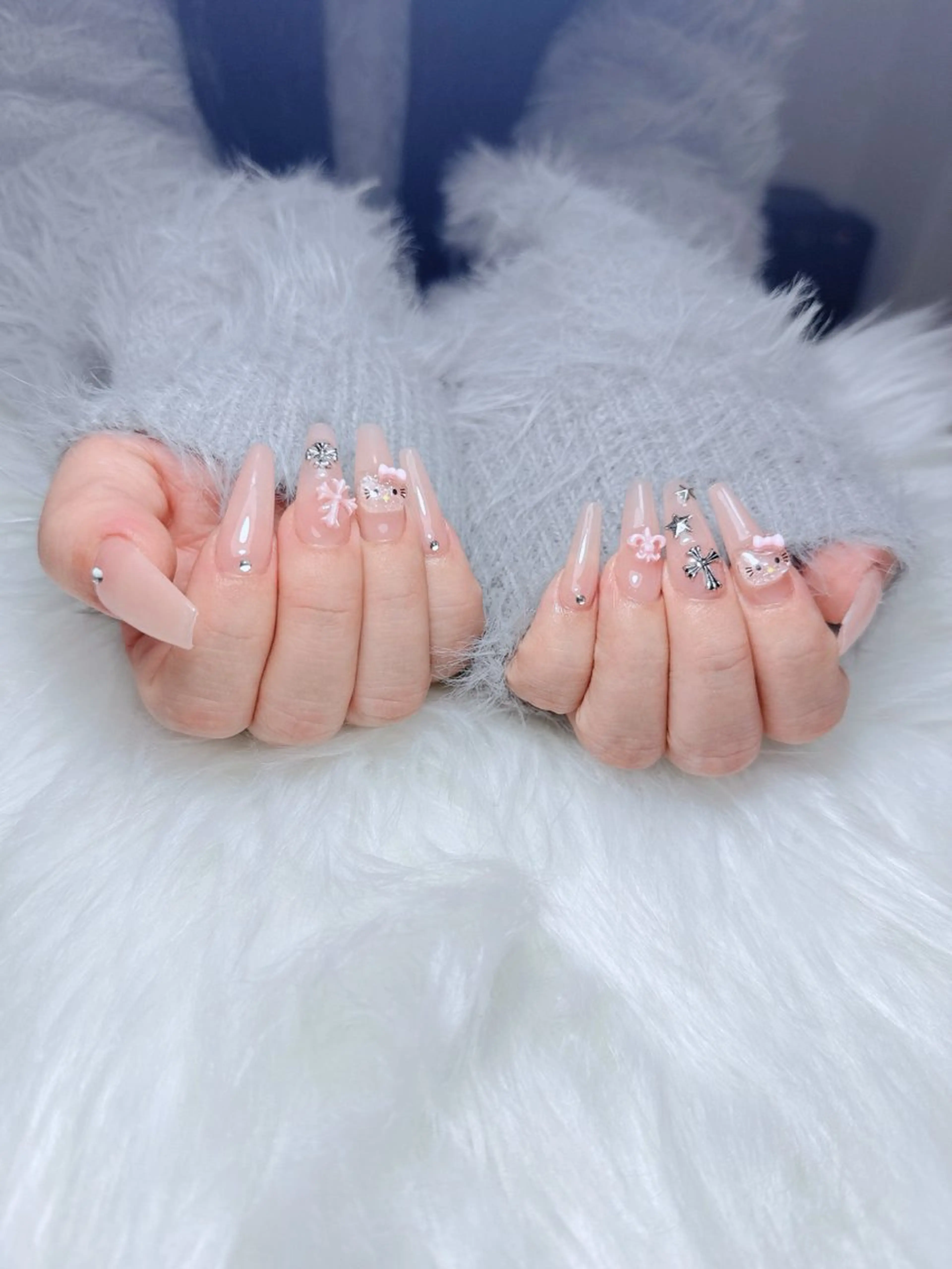 ネイル W•mai nail salon所属・石井 みなみのネイルデザイン