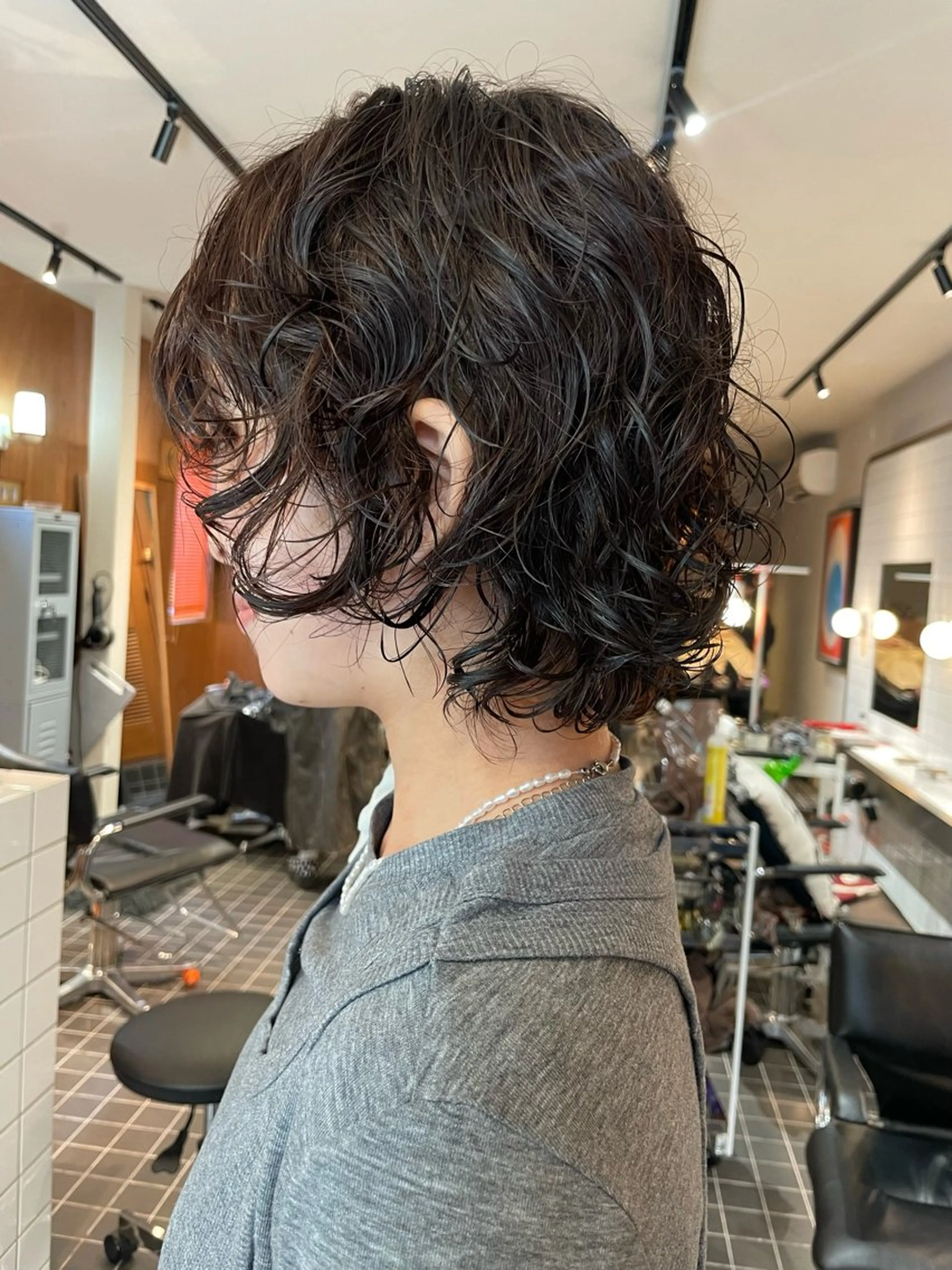ショート パーマ ウルフカット パーマ hemm hemm所属・ニュアンスパーマ🪿 透明感カラー岩波ゆいのヘアスタイル