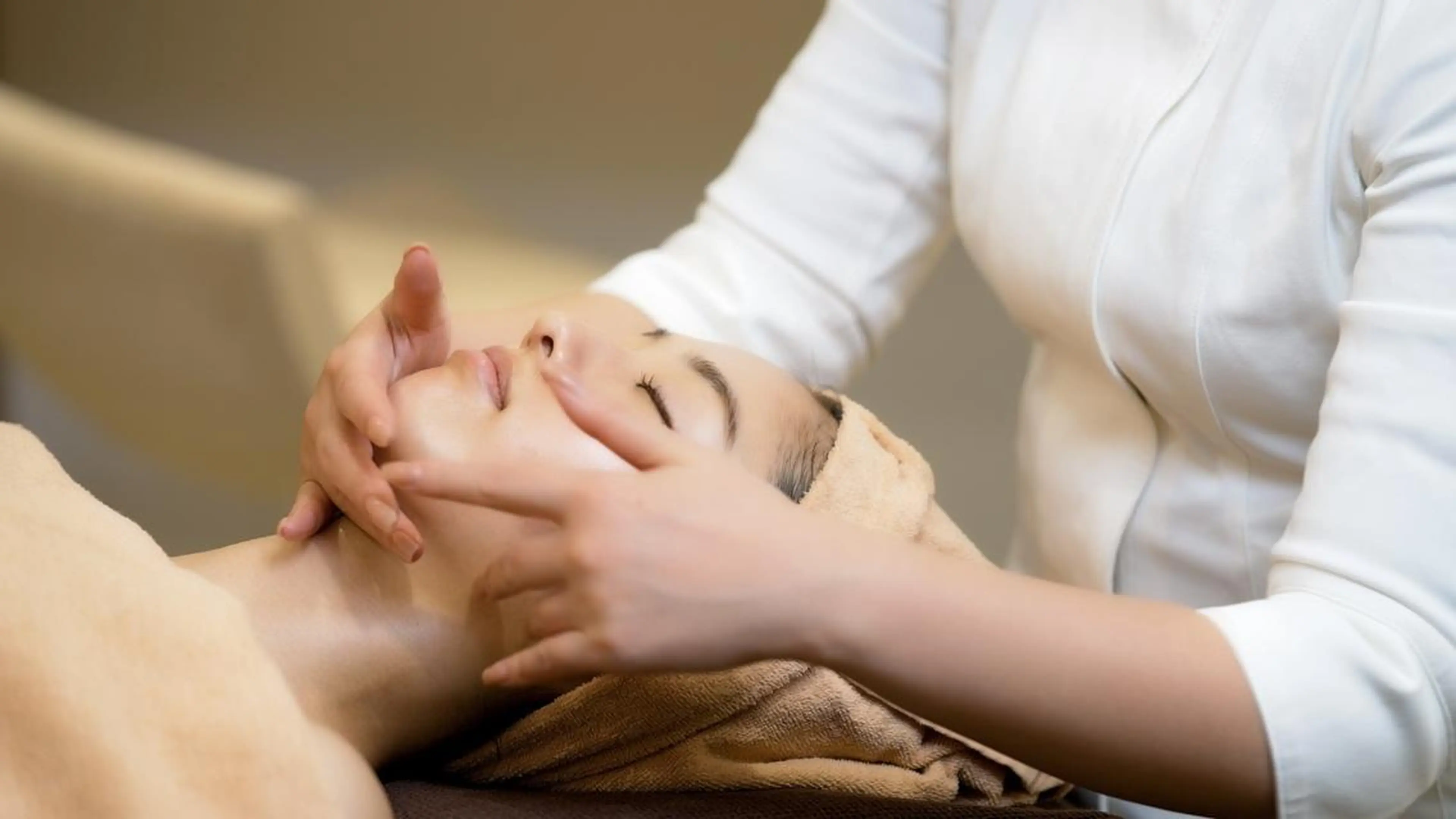 エステ DAIBA YAMANOの眉毛・アイブロウイメージ