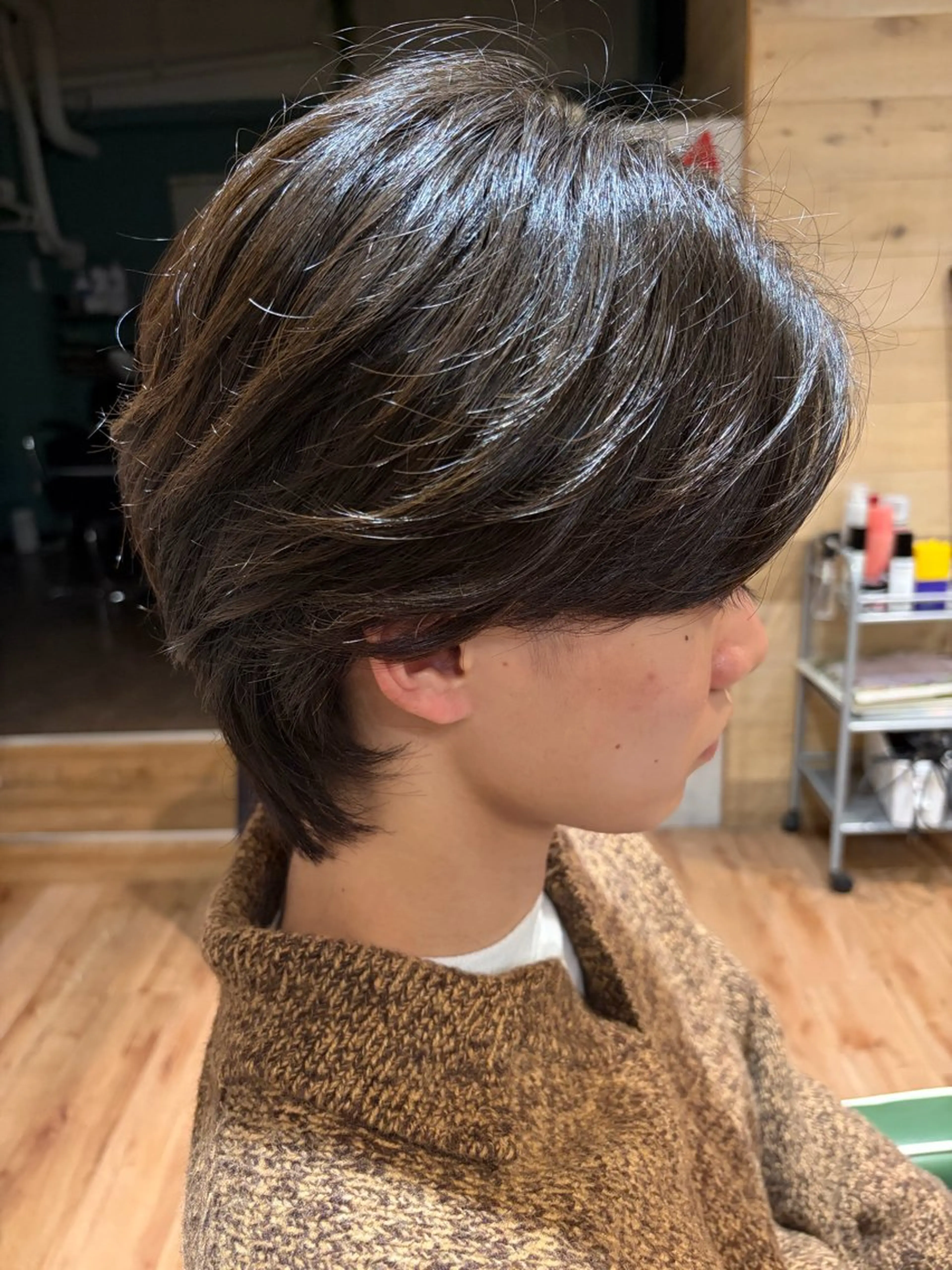 年末特別割引クーポン✨男性歓迎✨通常パーマ、スパイラルパーマ(波巻き、ツイスト以外)&トリートメントの写真