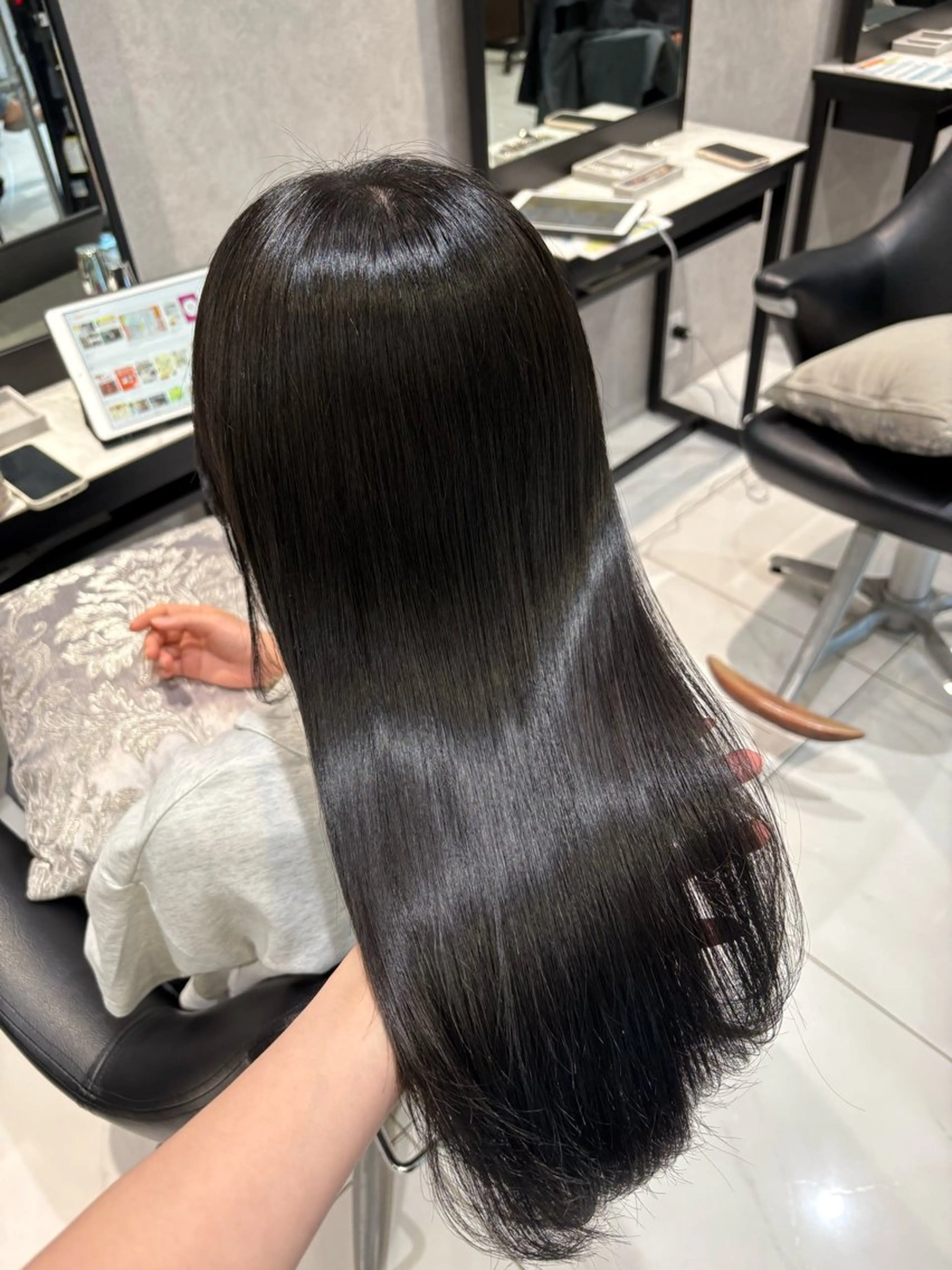 セミロング トリートメント 🎀ིྀ暖色カラー/ 髪質改善/みどりのヘアスタイル