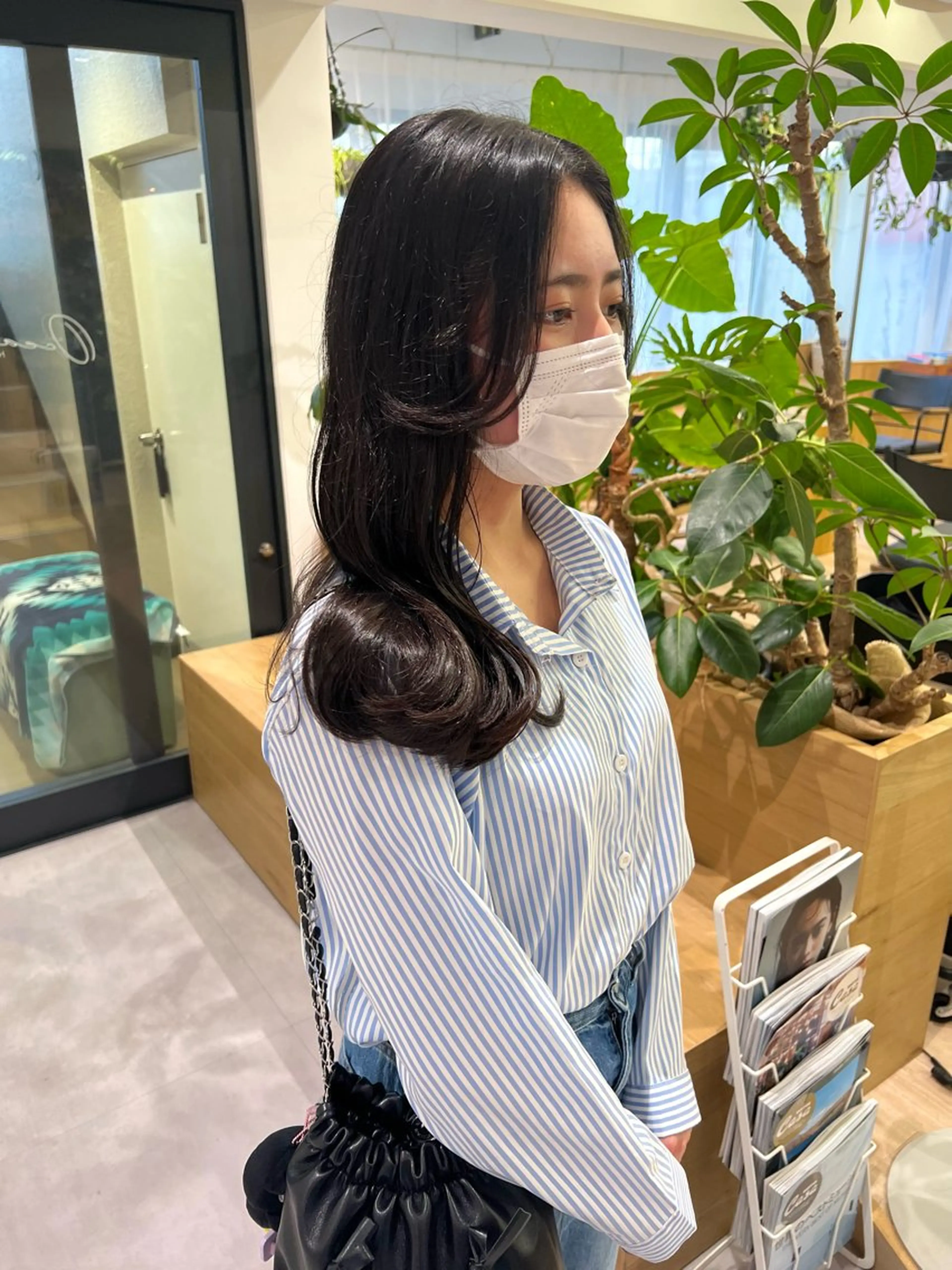 ロング カット 田中 愛梨のヘアスタイル