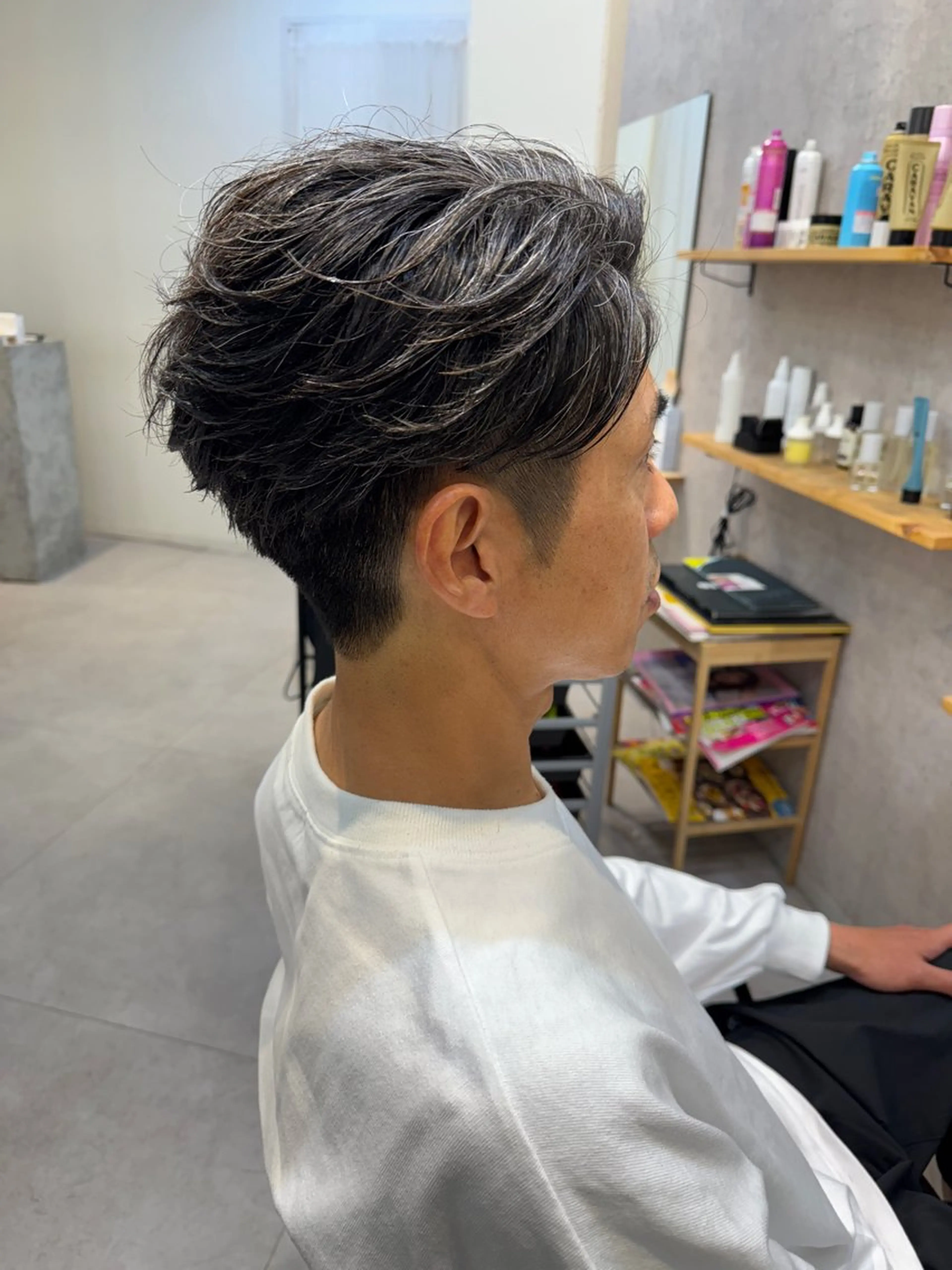 ミディアム パーマ メンズ ミディアムパーマ フェザーパーマ メンズパーマ カット パーマ トリートメント Dxxxx III所属・女性目線の大人 メンズ*Ayakaのヘアスタイル