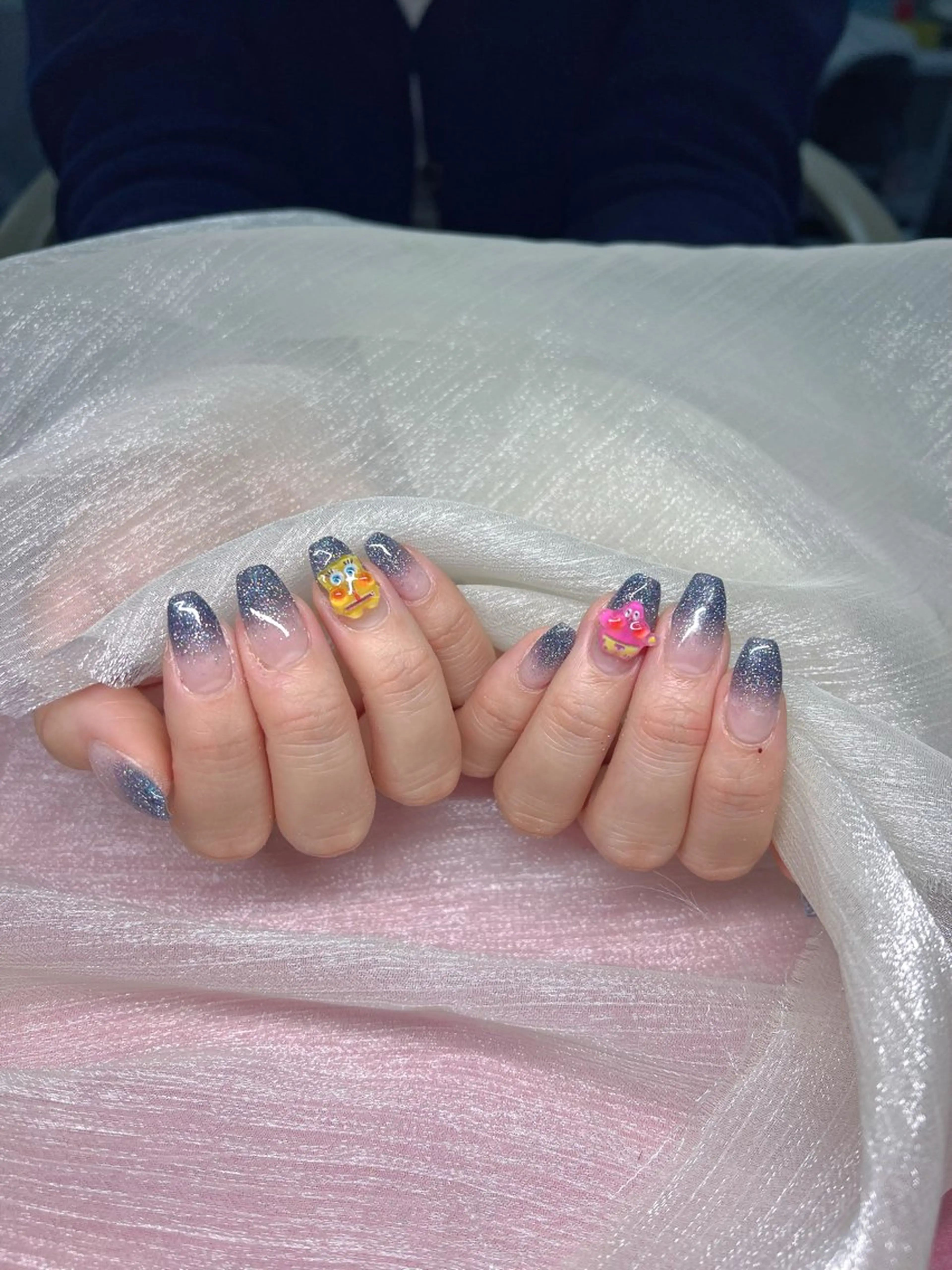 セミロング ハンドネイル ハンドケア 一其 サロンのネイルデザイン