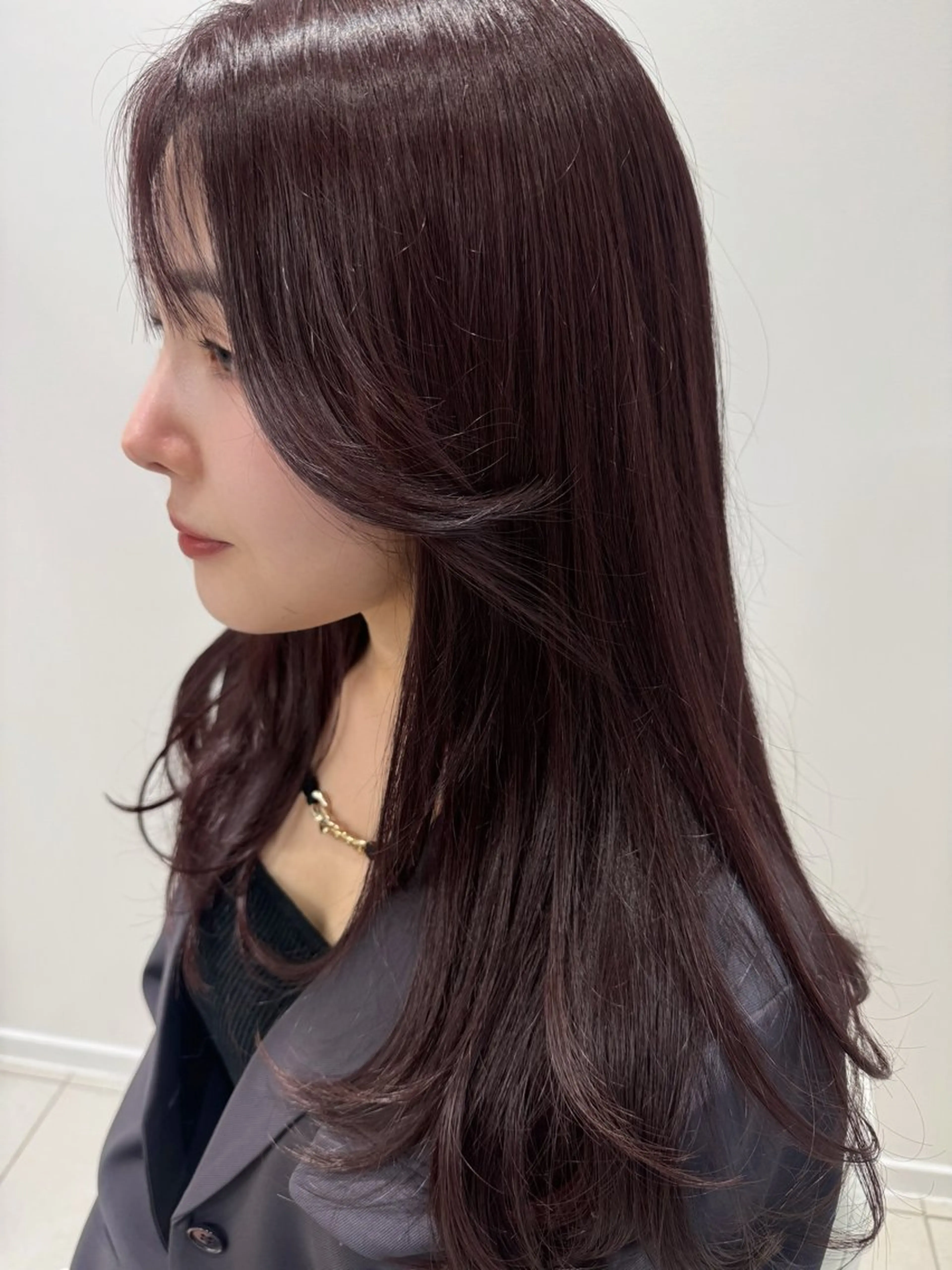ロング カラー 韓国レイヤーカット/ くすみカラー/モモのヘアスタイル