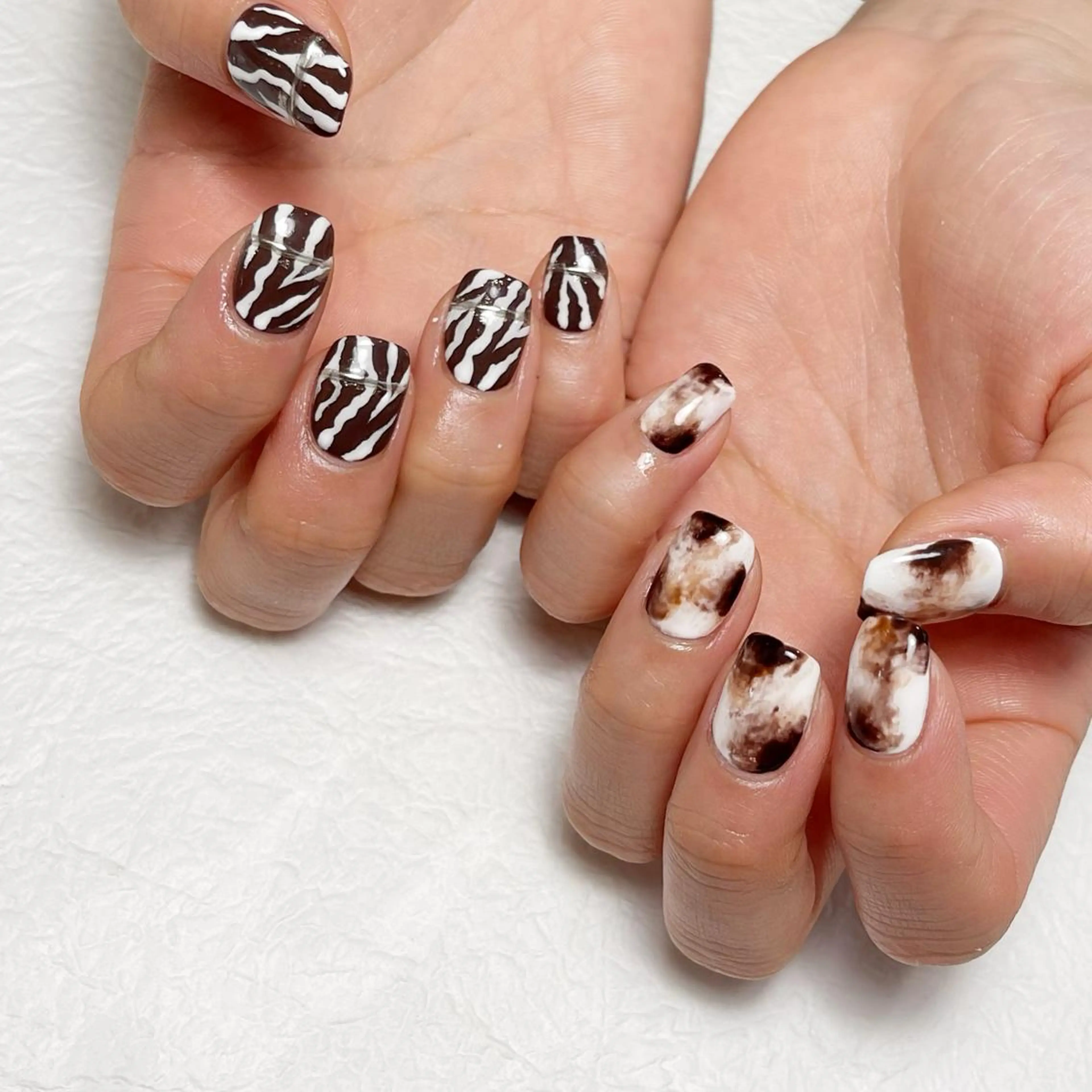 ネイル アートネイル ジェルネイル キラキラネイル 韓国ネイル ミラーネイル Y nail なんば堀江店のネイルデザイン