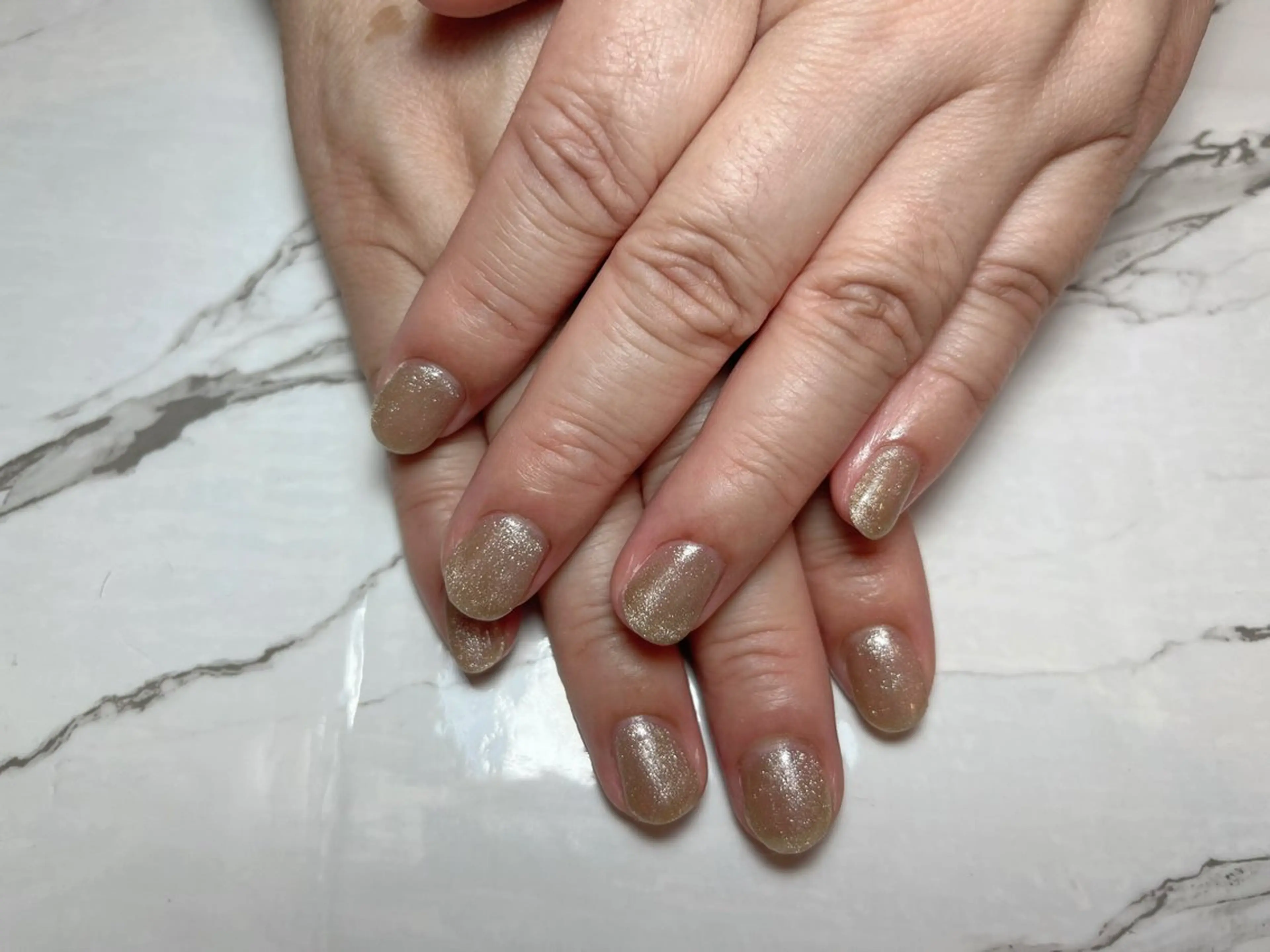 ネイル ゴールド マグネットネイル ハンドネイル arce amiのネイルデザイン