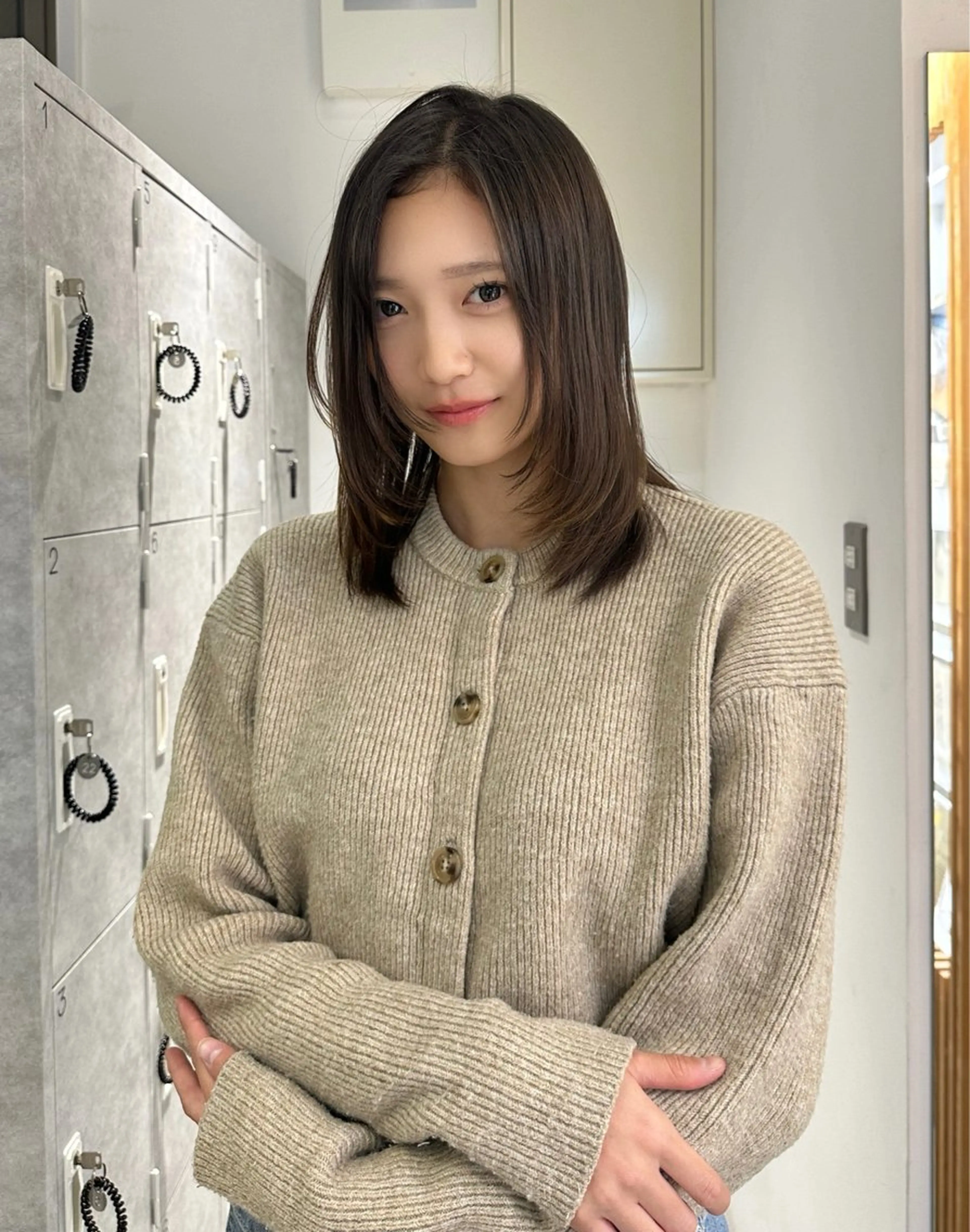 ミディアム ミディアムレイヤー レイヤーカット カット 韓国ヘア/レイヤー/ sara 🎀のヘアスタイル