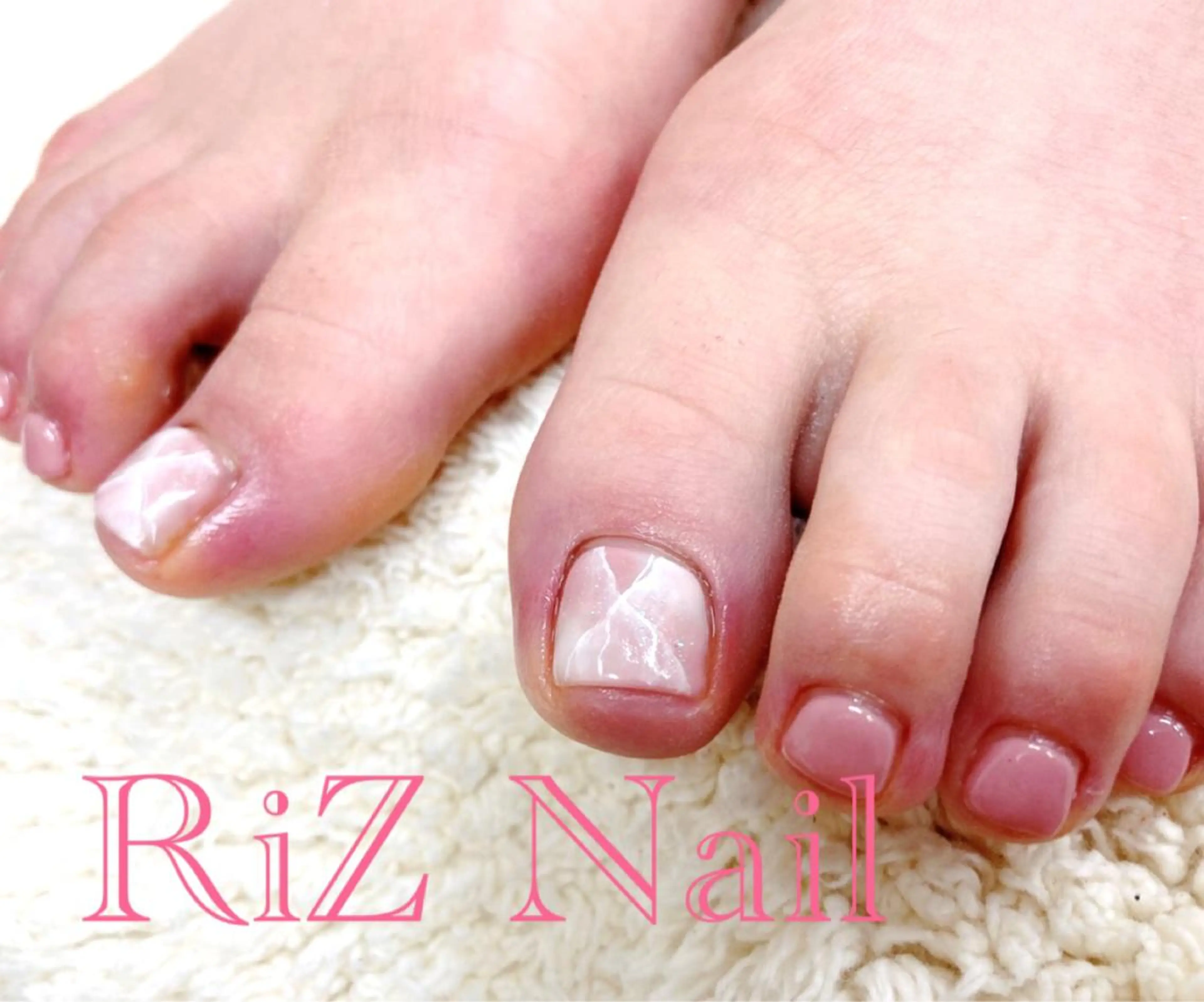 ネイル アートネイル フットネイル 大理石ネイル(マーブル) ニュアンスネイル 春ネイル RiZ nail salonのネイルデザイン