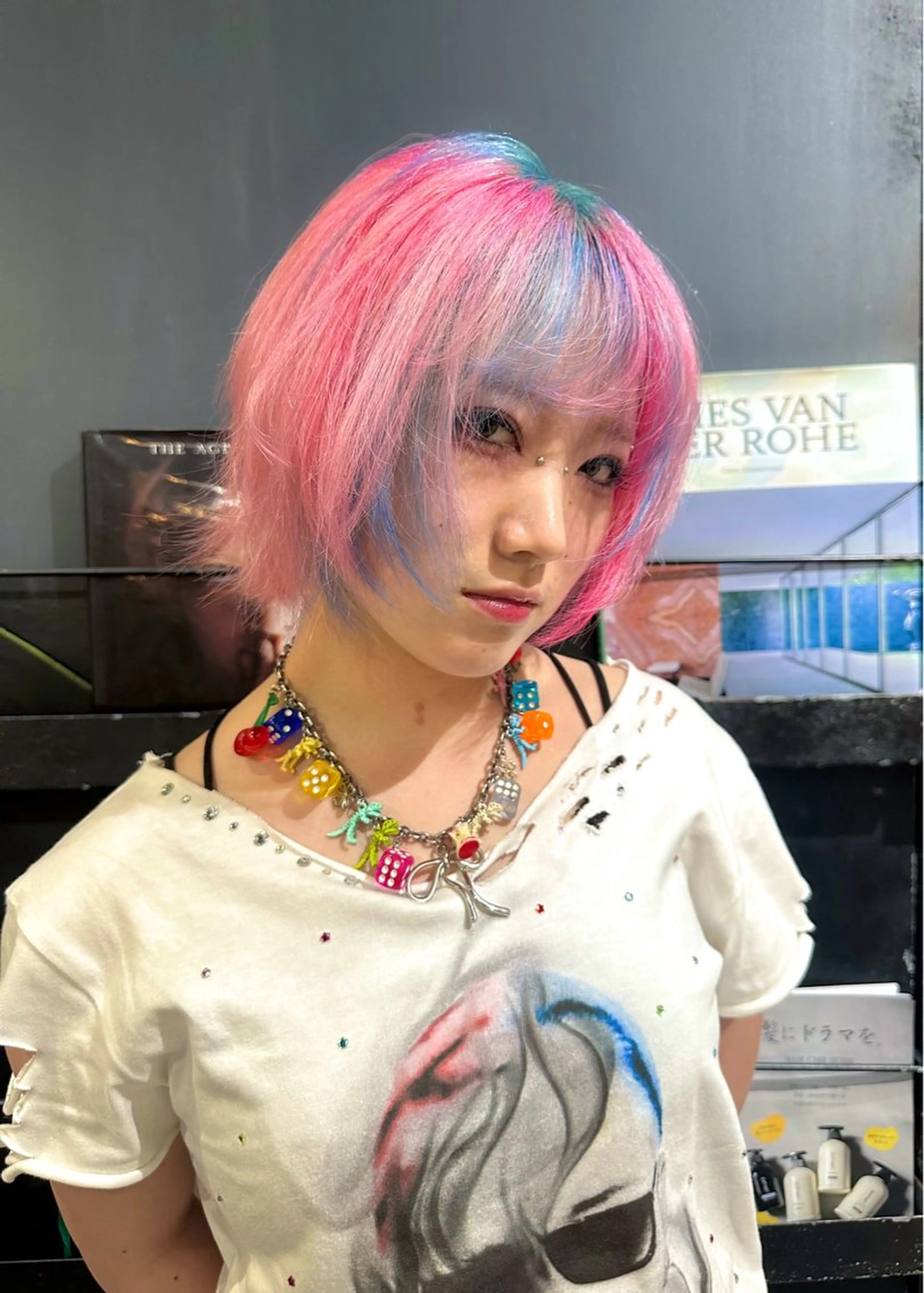 ショート ヘアカラー 似合わせ/ハイトーン ✂︎ゆーぴ✂︎のヘアスタイル