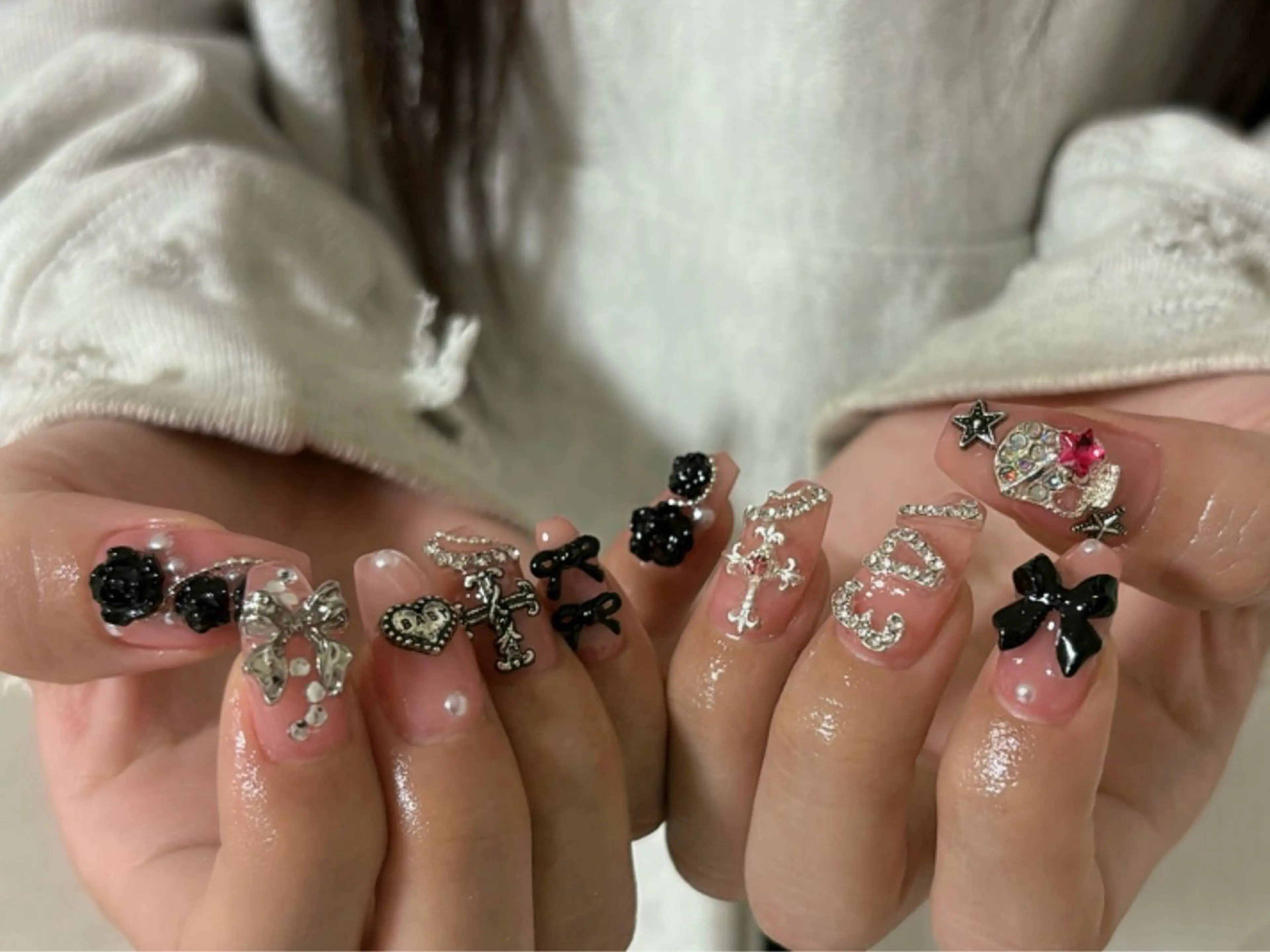 ネイル ハンドネイル Protea きぬがわ らむのネイルデザイン