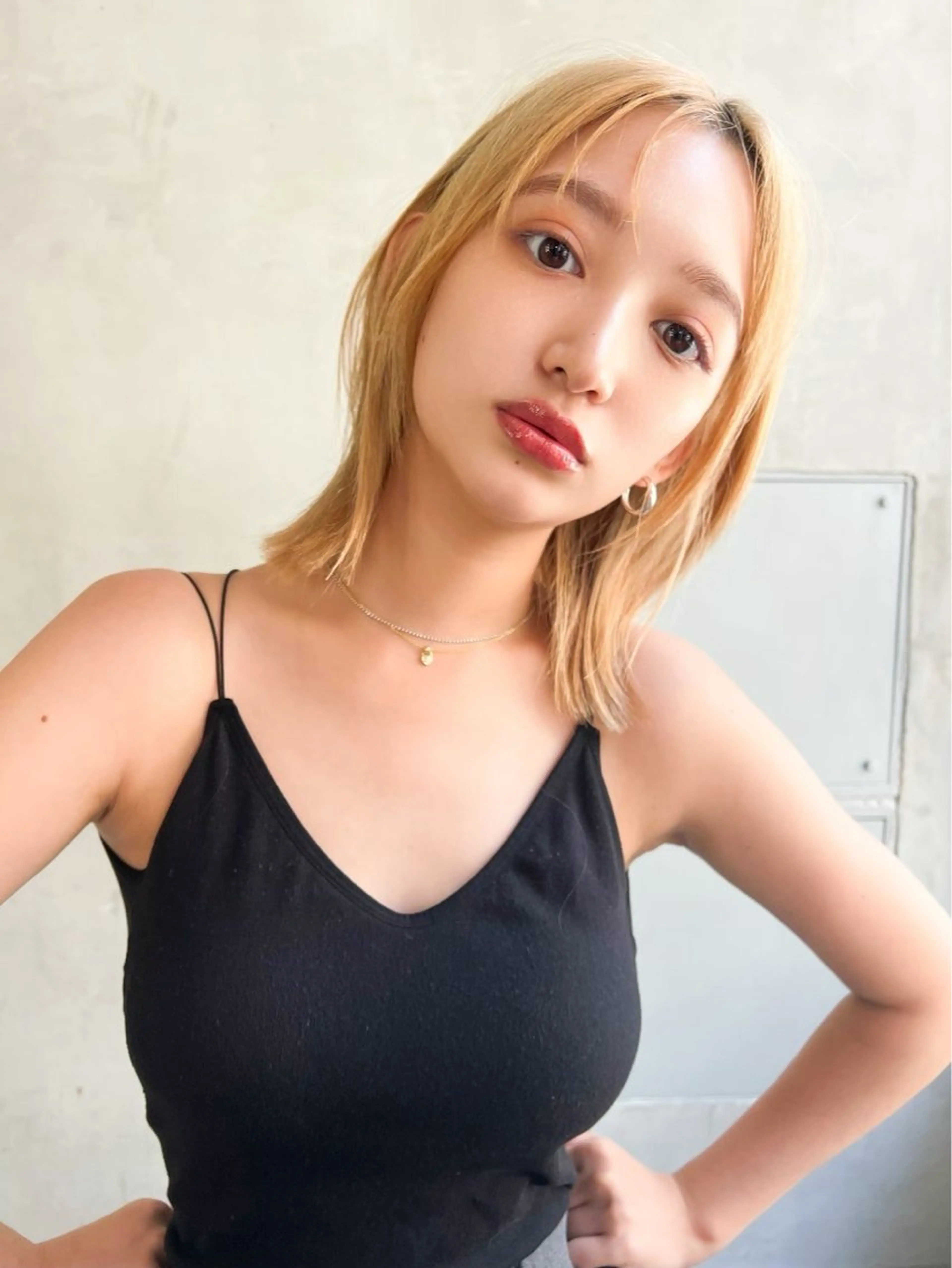 ミディアム カラー ハイトーンカラー MUSASHI ブリーチカラー◎のヘアスタイル