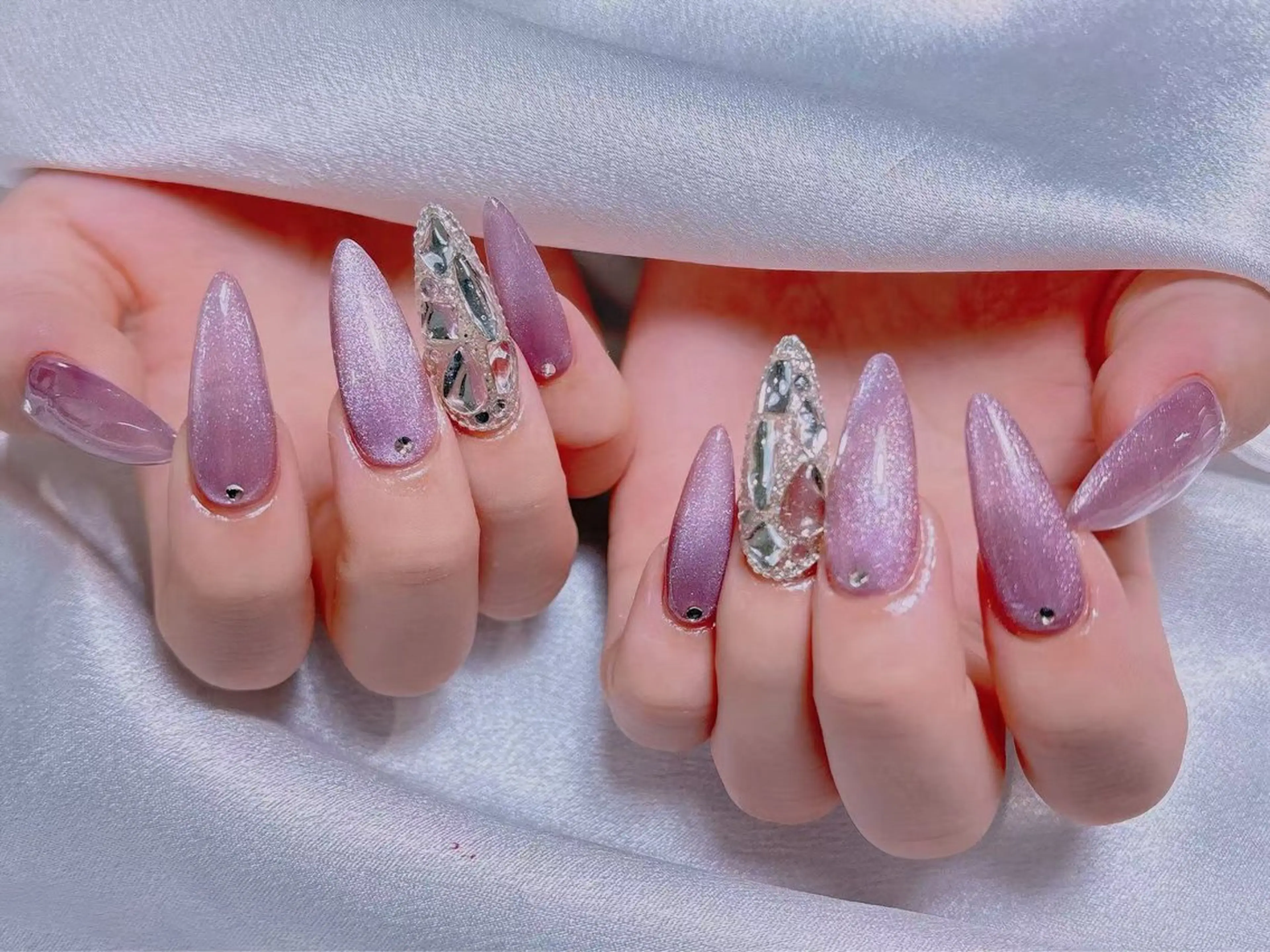 ネイル M2ネイルサロン【長さ出し&フィルイン導入店】所属・長さ出し専門店 RIRIのネイルデザイン