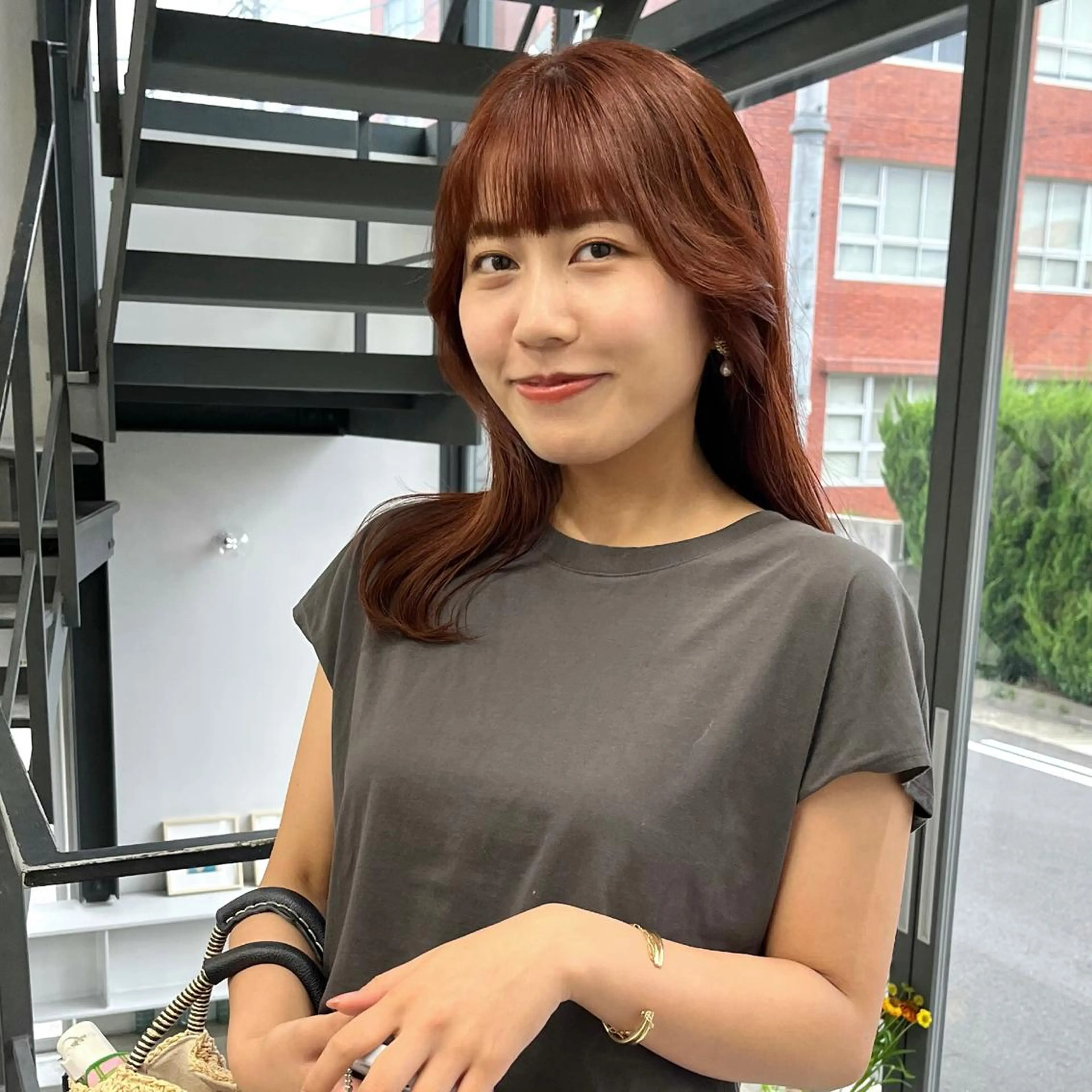 ロング カラー ブリーチ ブラウンカラー ブリーチなしカラー オレンジ オレンジブラウン 山口 モエのヘアスタイル