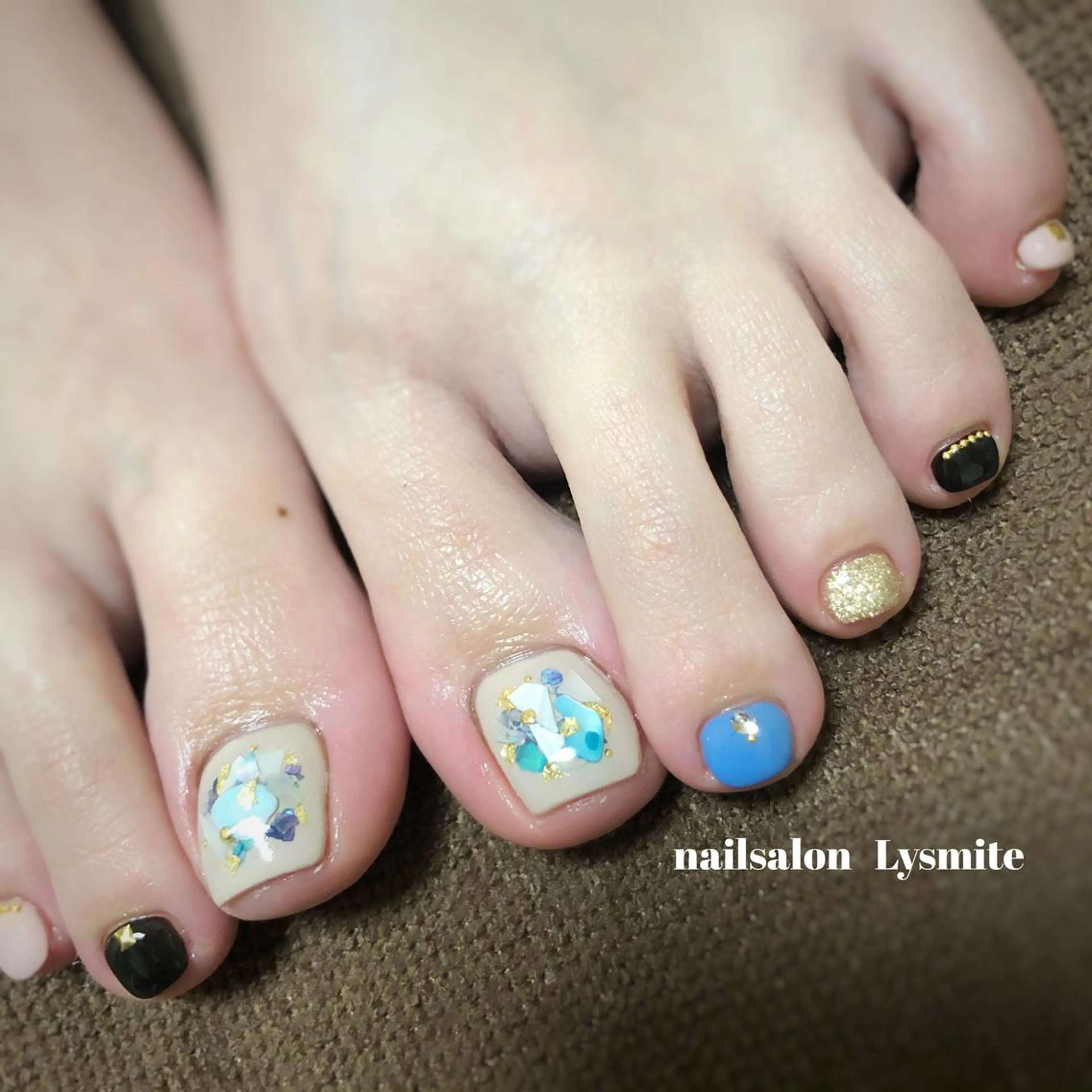 ネイル フットネイル Lysmite所属・岩本 美香のネイルデザイン