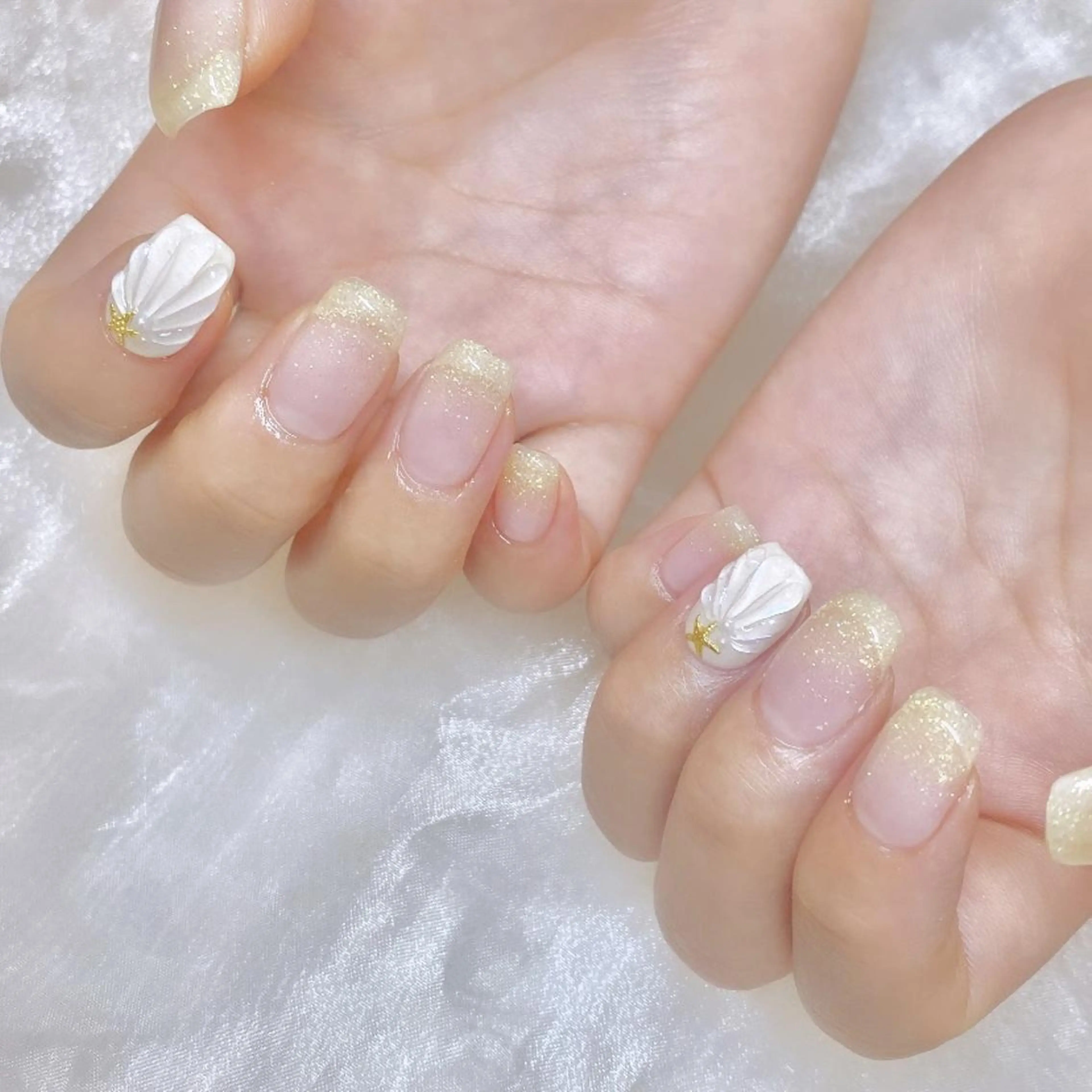 ネイル ハンドネイル R2 予約担当のネイルデザイン