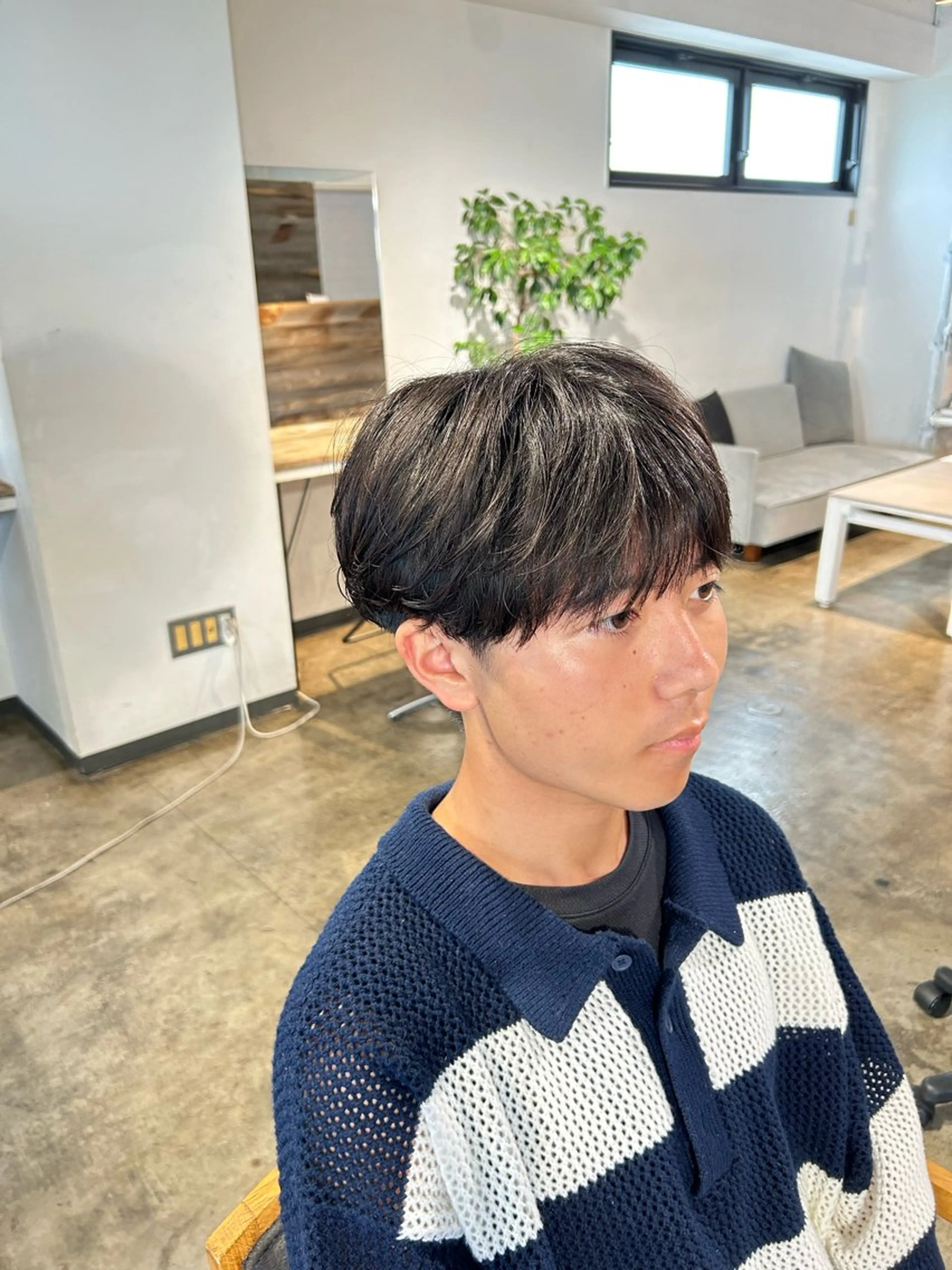 ショート パーマ メンズ センターパート ダウンパーマ カルマパーマ メンズ韓国風 マッシュ カット パーマ become men's hair 名駅店所属・名駅/フェザーパーマ 韓国ヘア/森岡のヘアスタイル