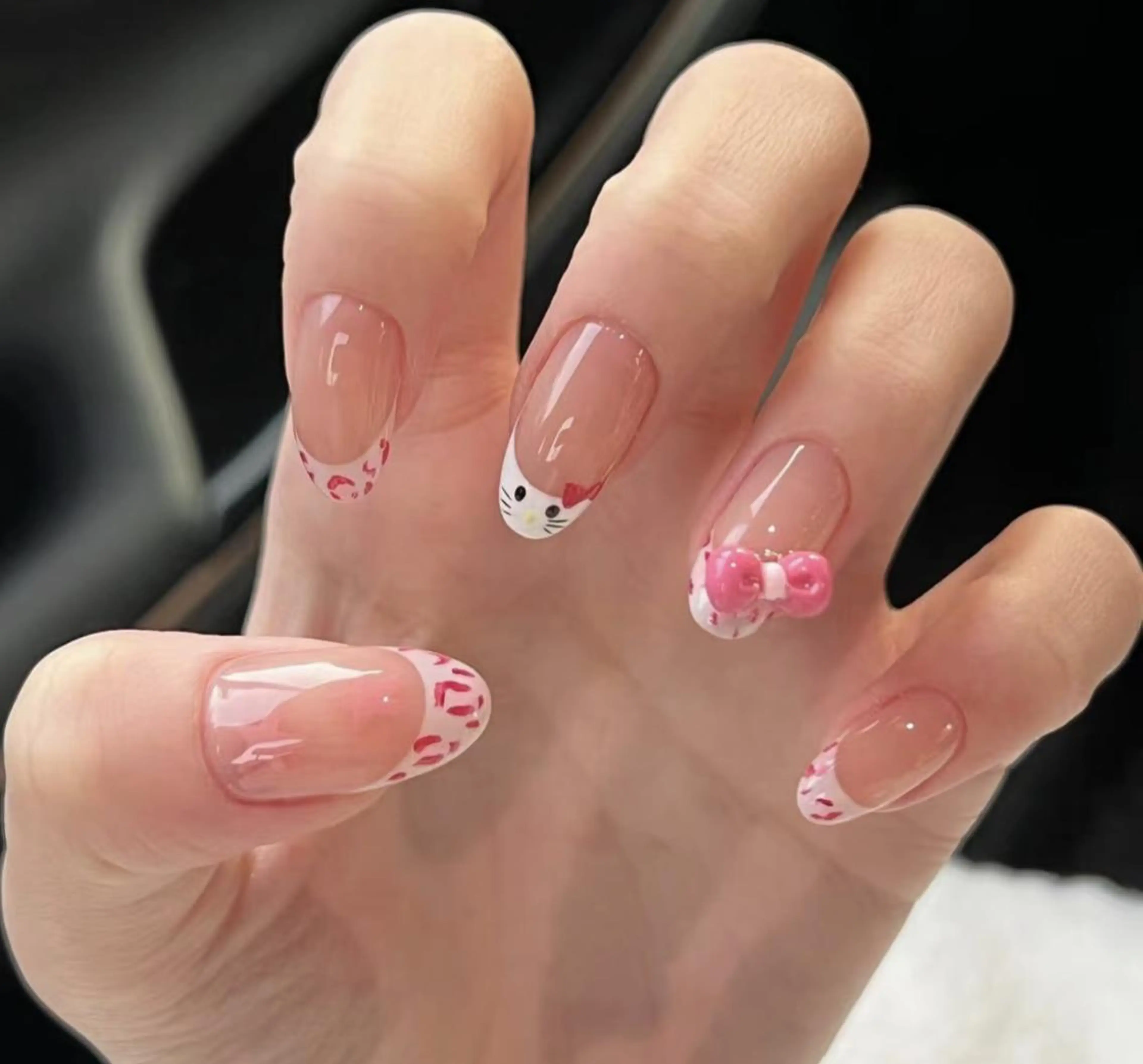 ネイル ハンドネイル 🎀 Ayaka_nailのネイルデザイン