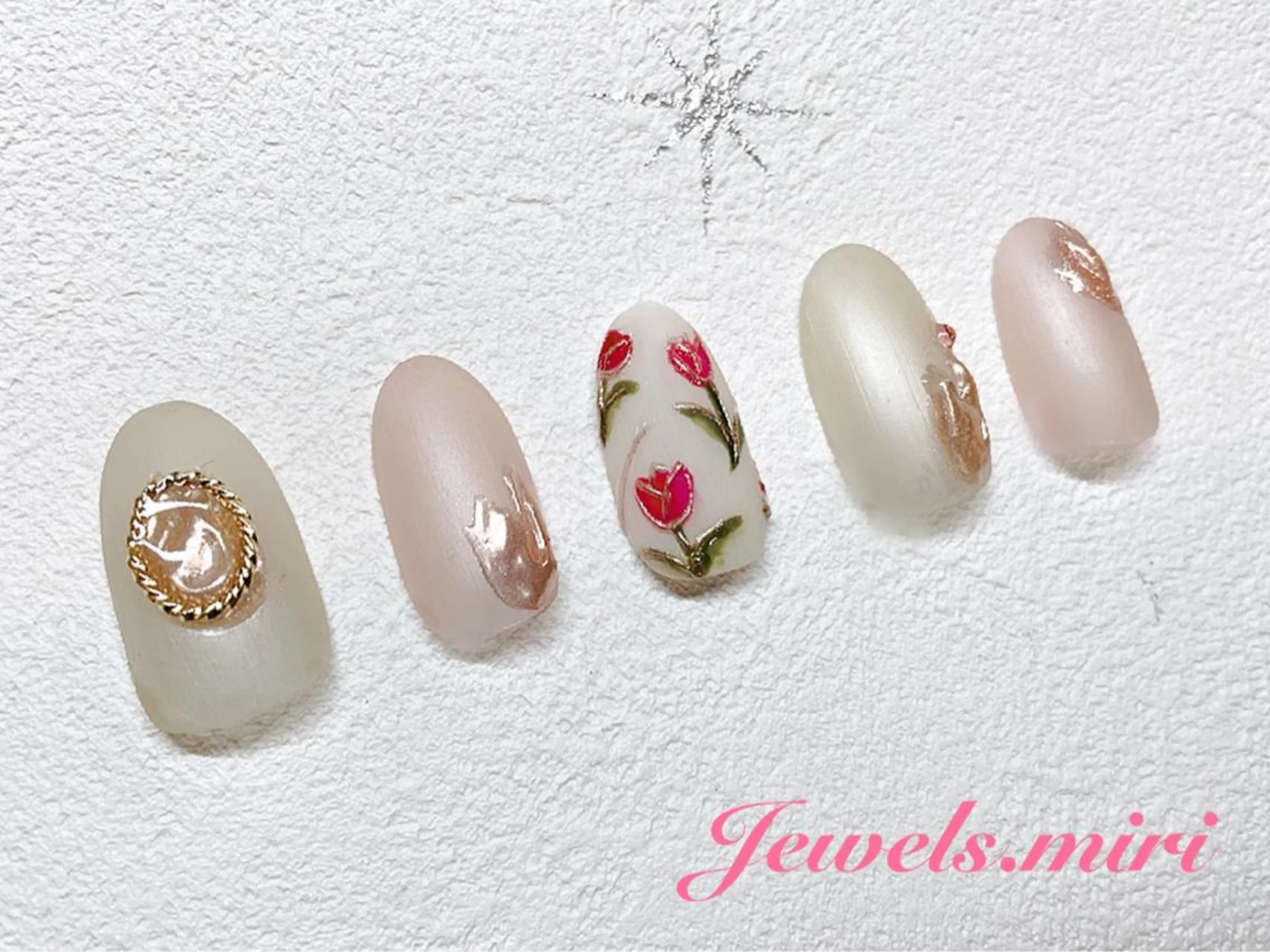 ネイル Jewels nail lily 白楽所属・ネイルサロン Jewels Mのネイルデザイン
